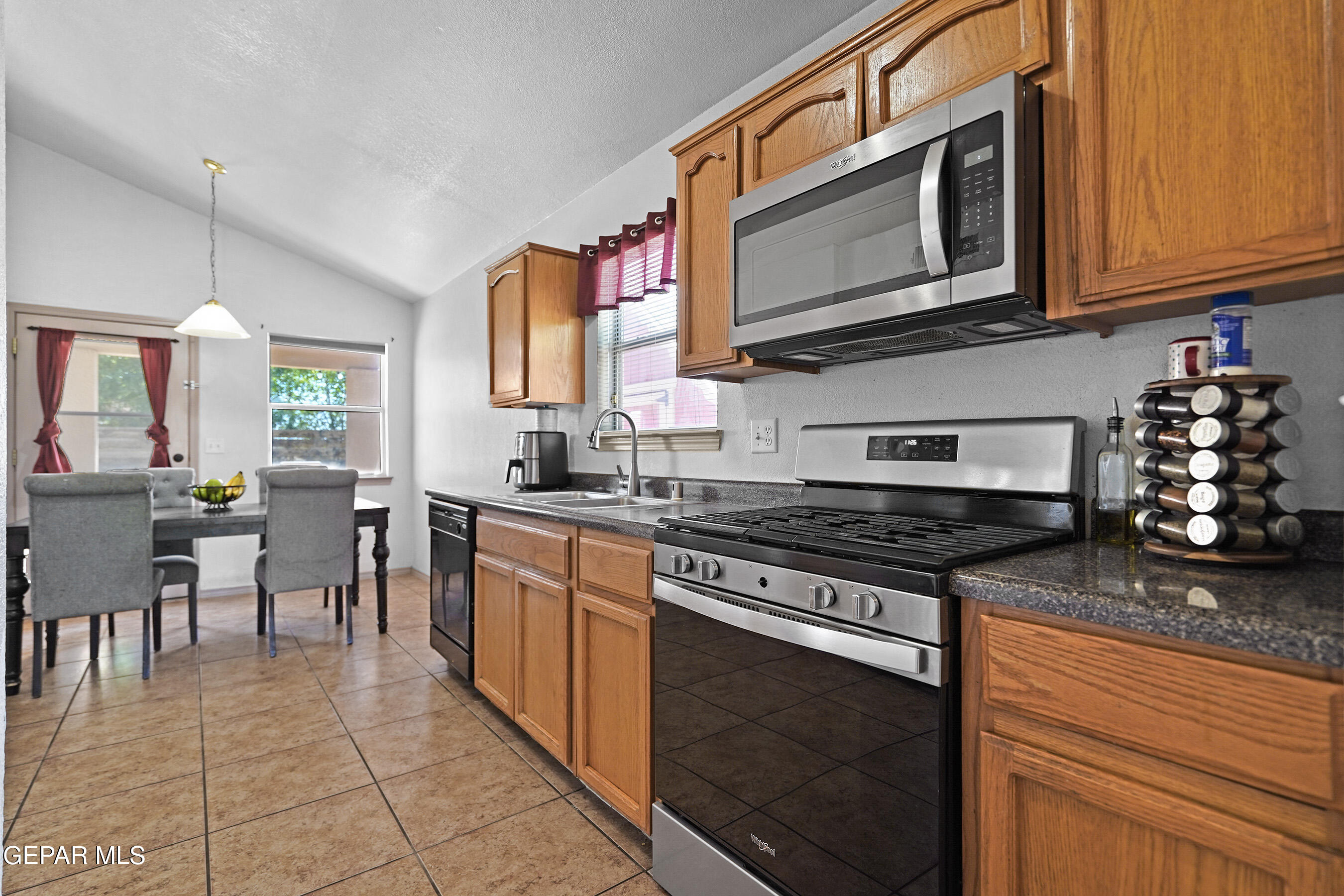 11400 PIFAS NEVAREZ Place