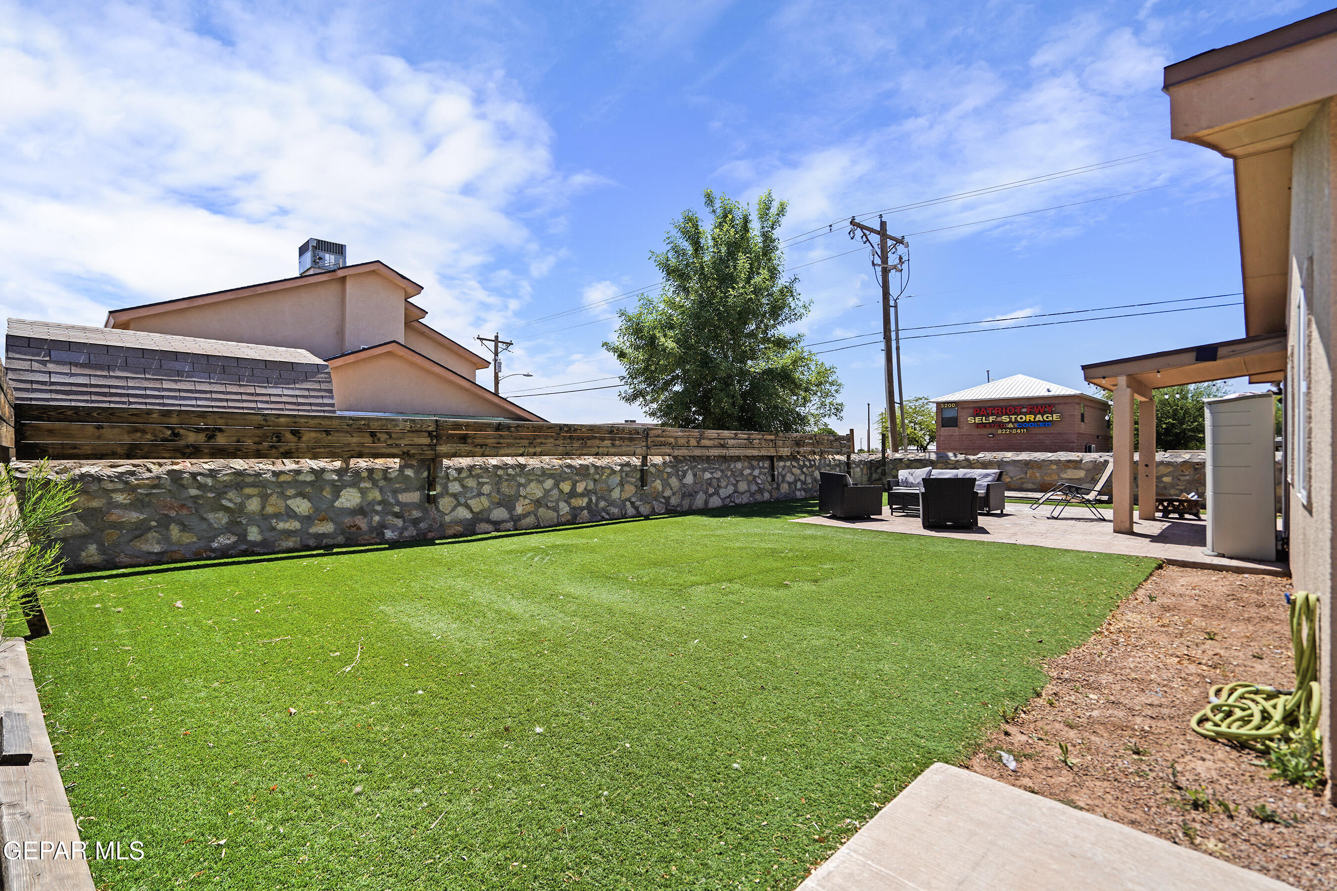 11400 PIFAS NEVAREZ Place