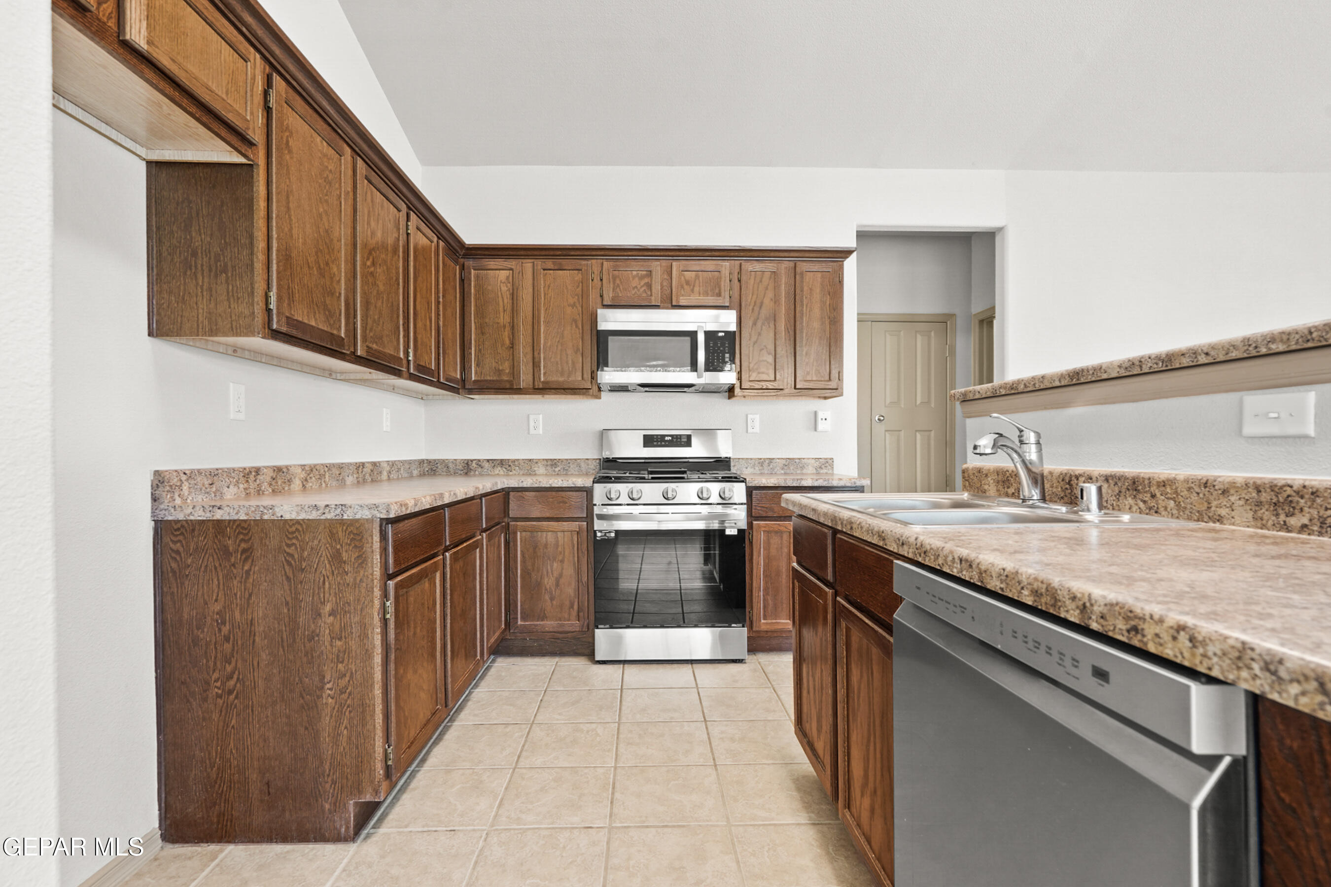 5480 IGNACIO FRIAS Drive