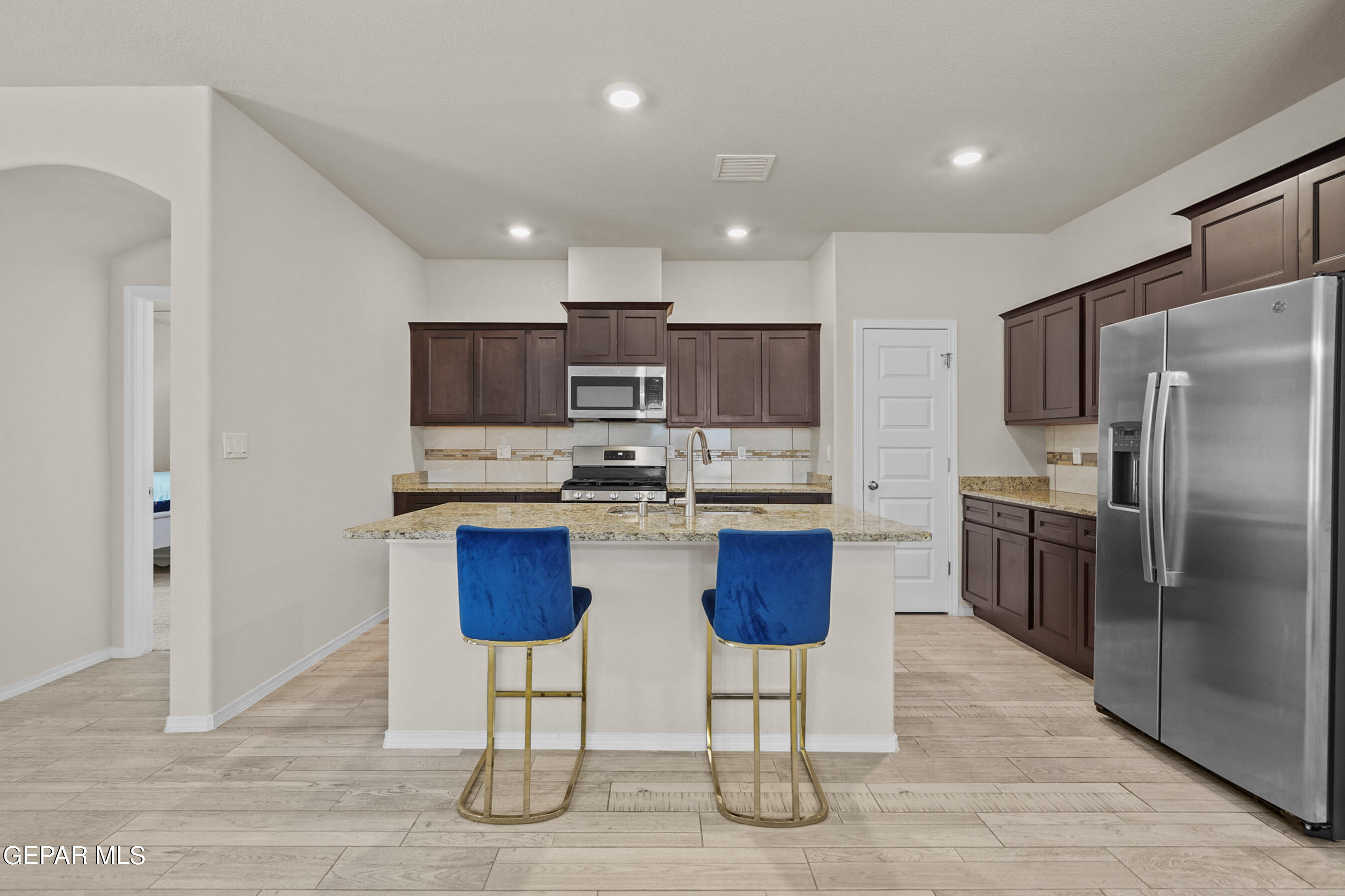 7325 EAGLE VISTA Drive