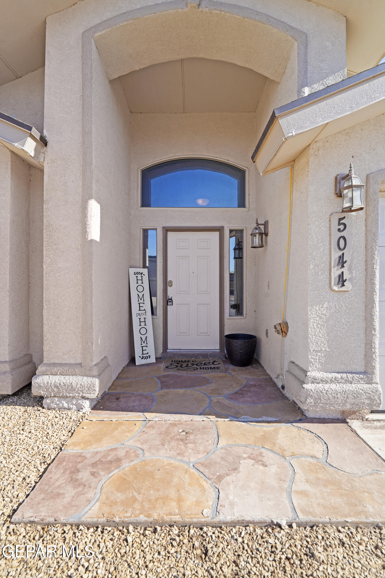 5044 STAMPEDE Drive