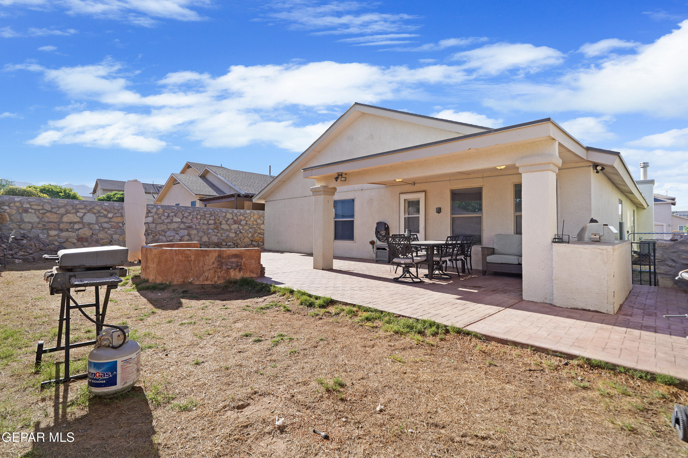 5044 STAMPEDE Drive