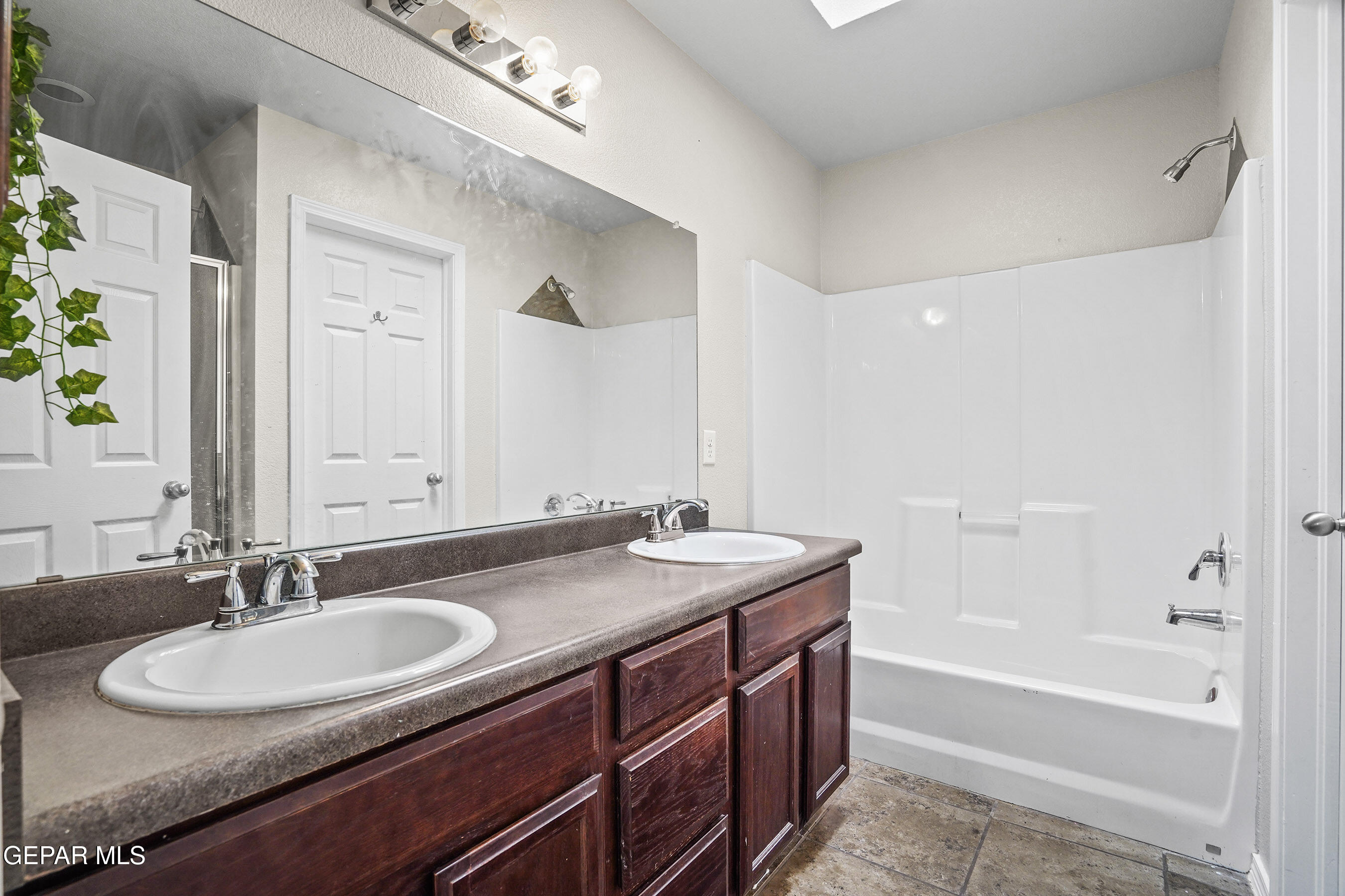 12020 COPPER POINT Place