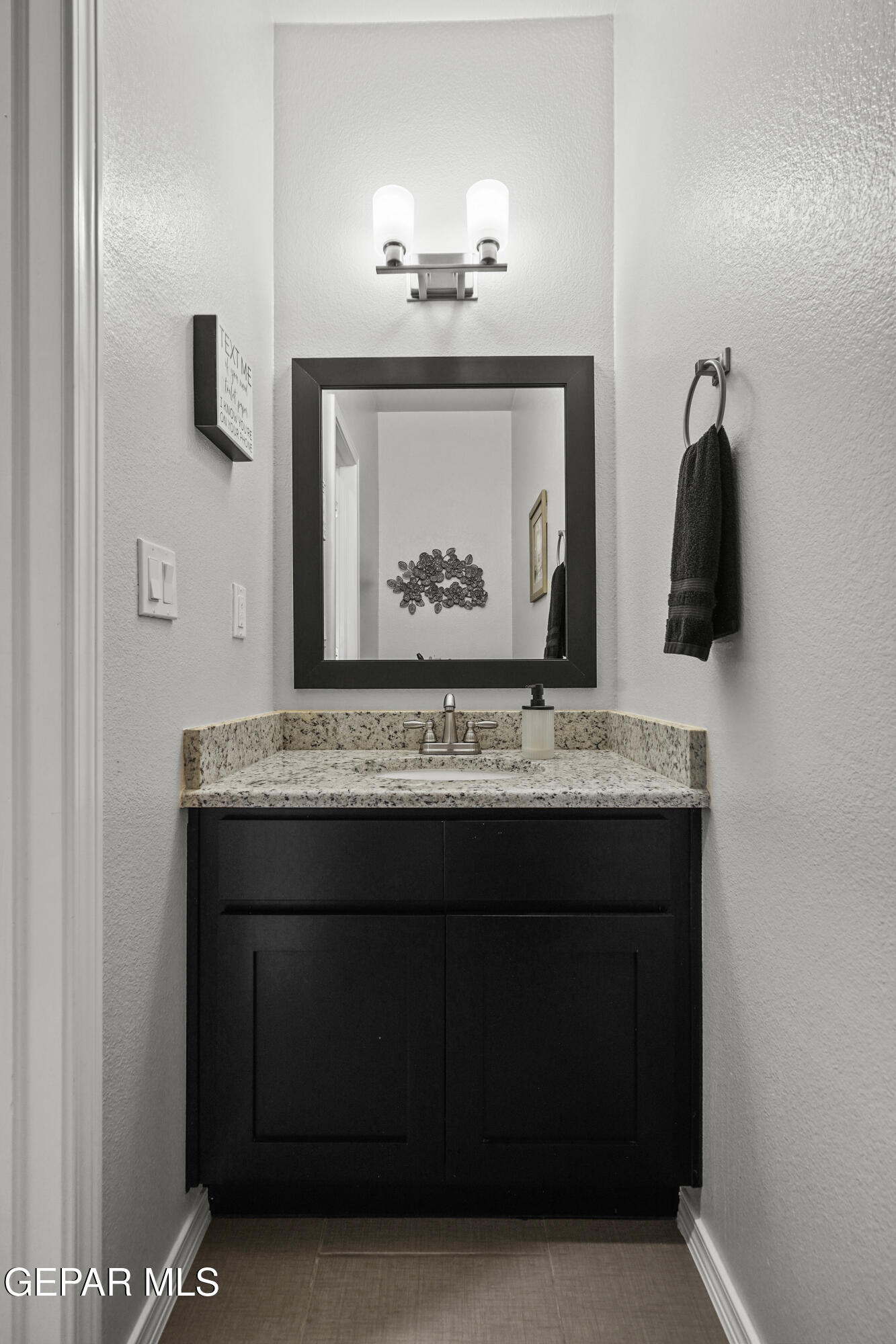 13589 Lancashire Street