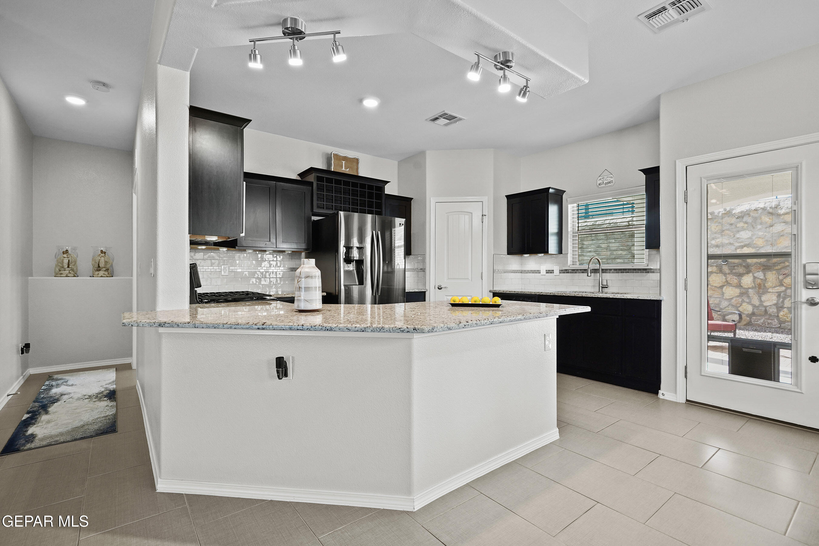 13589 Lancashire Street