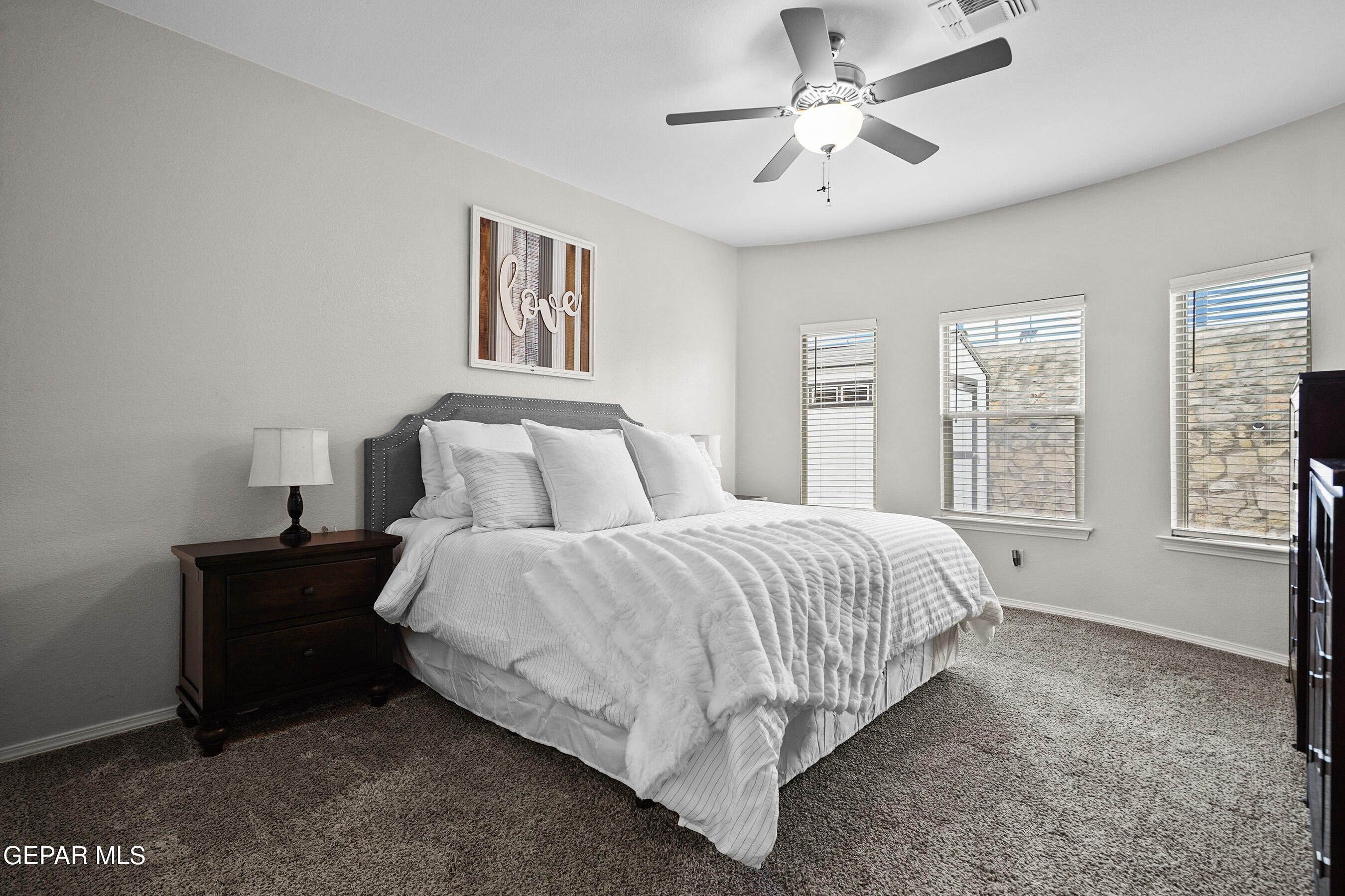 13589 Lancashire Street