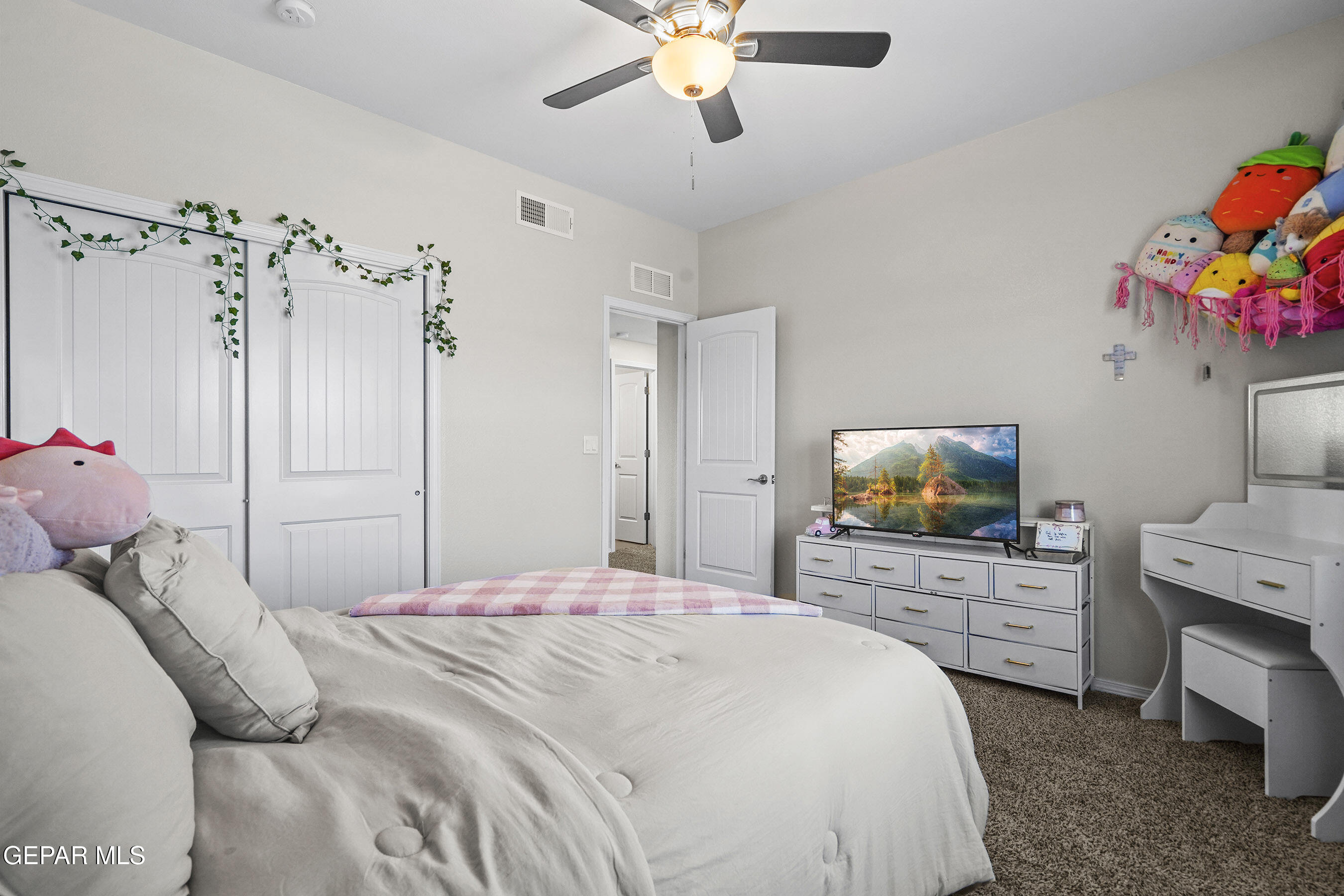 13589 Lancashire Street