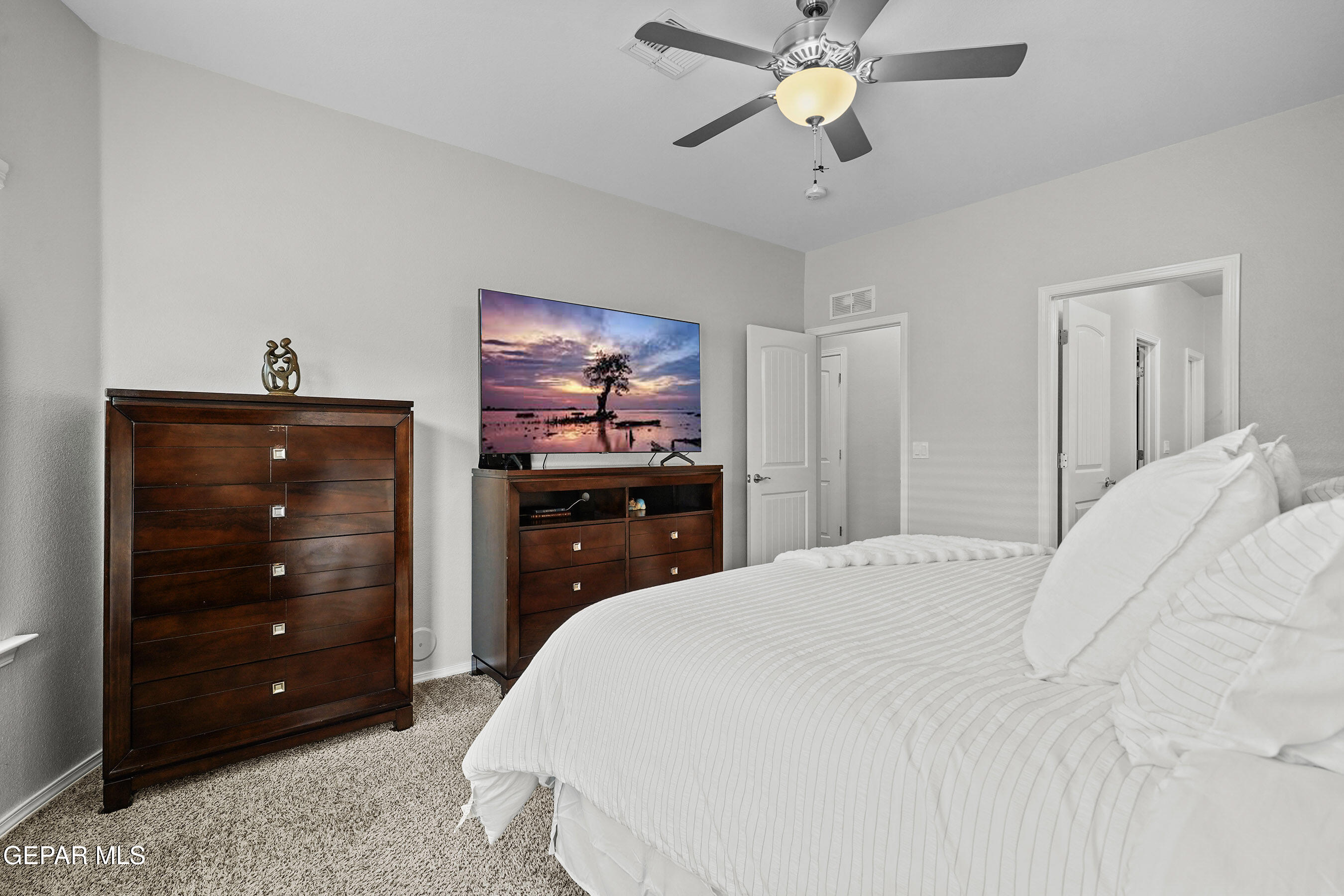 13589 Lancashire Street