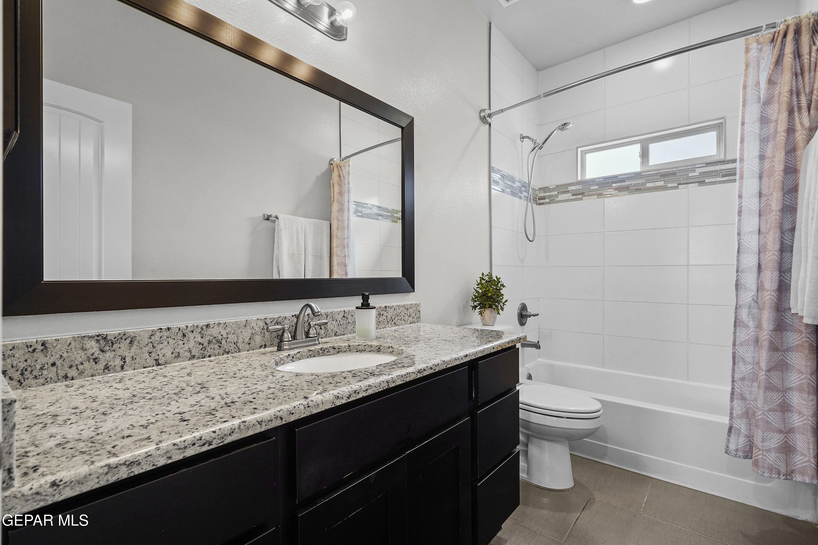 13589 Lancashire Street