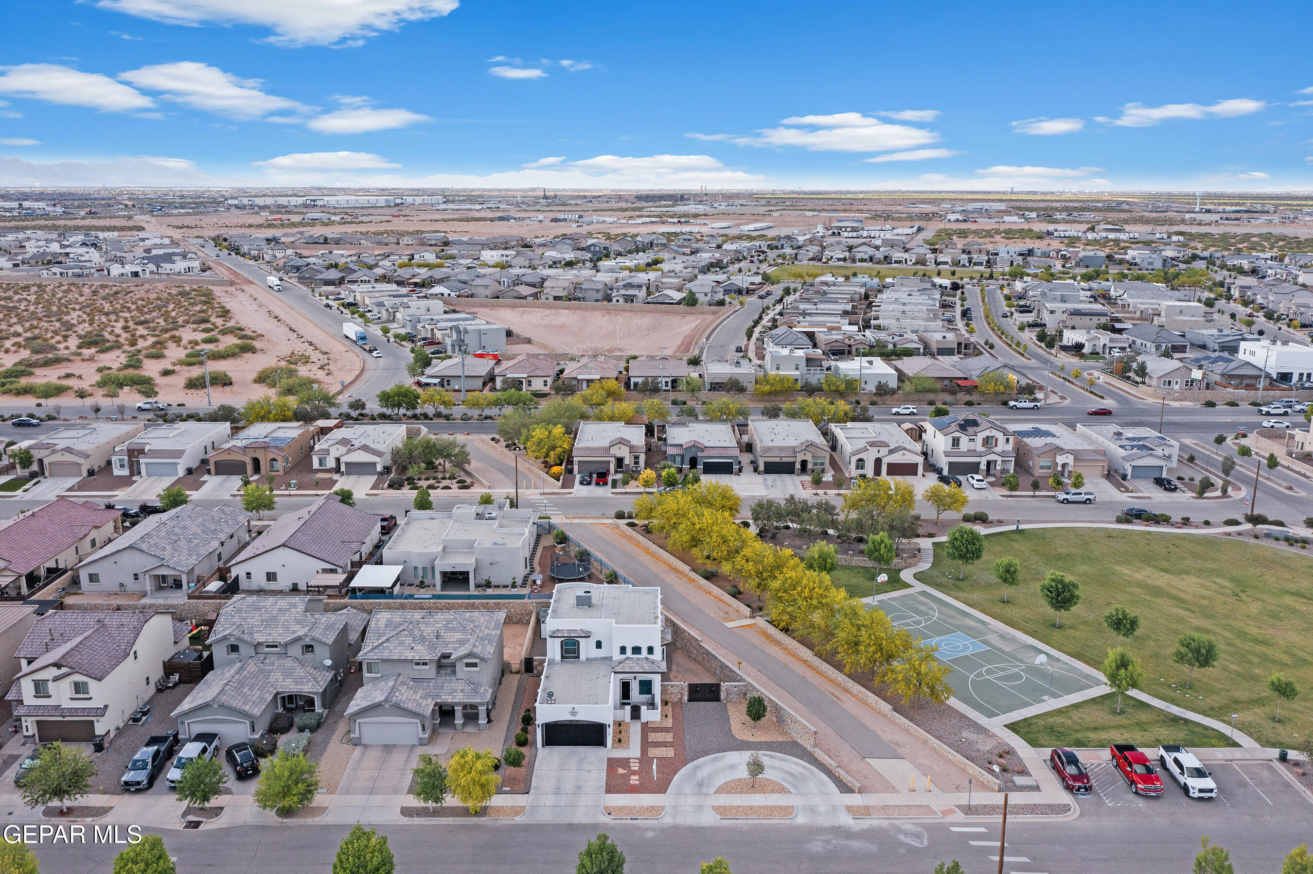 13589 Lancashire Street