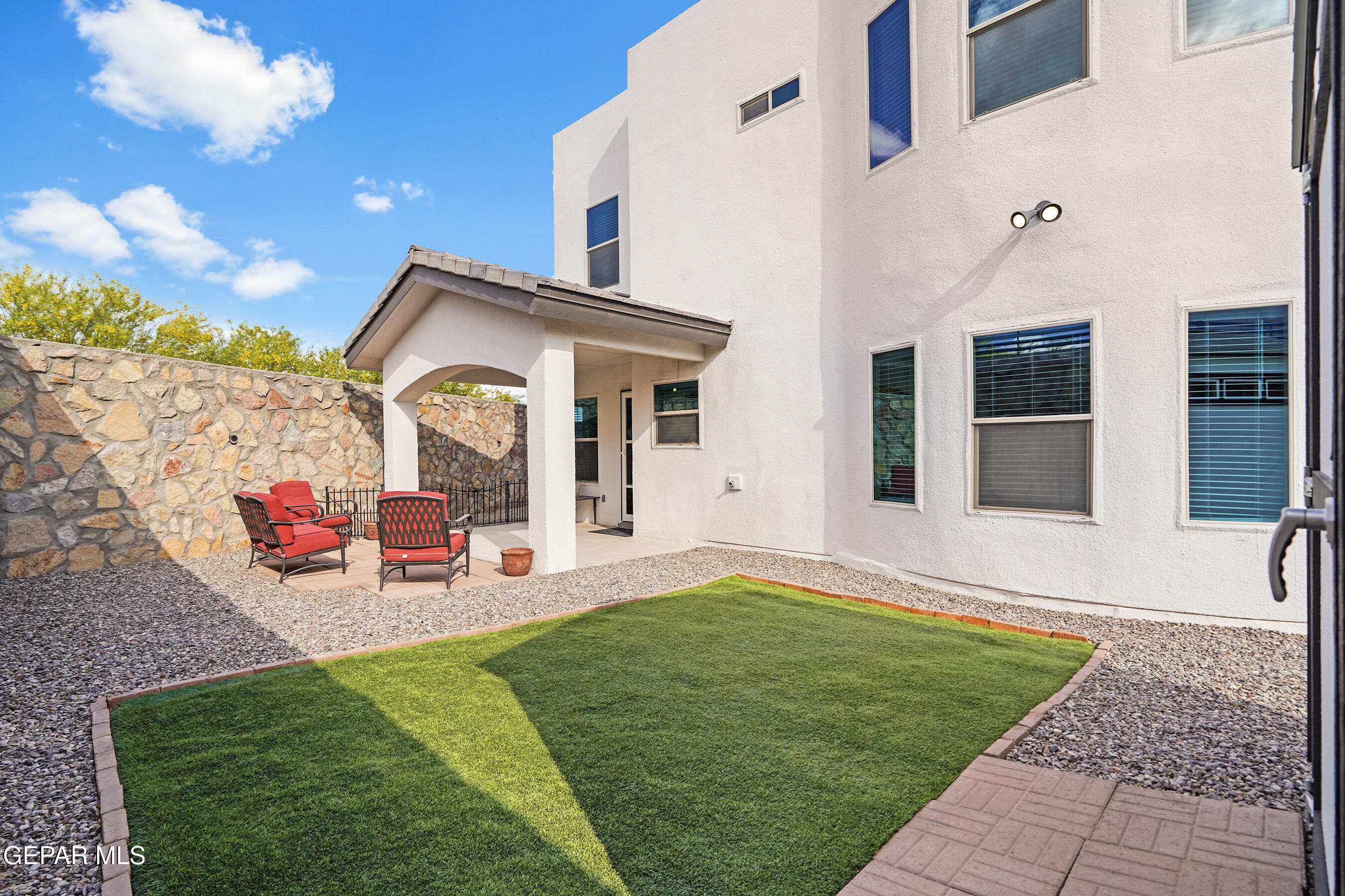 13589 Lancashire Street