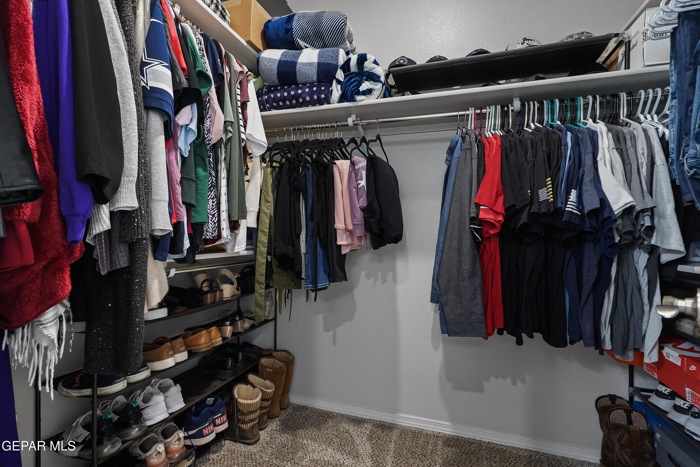 13589 Lancashire Street