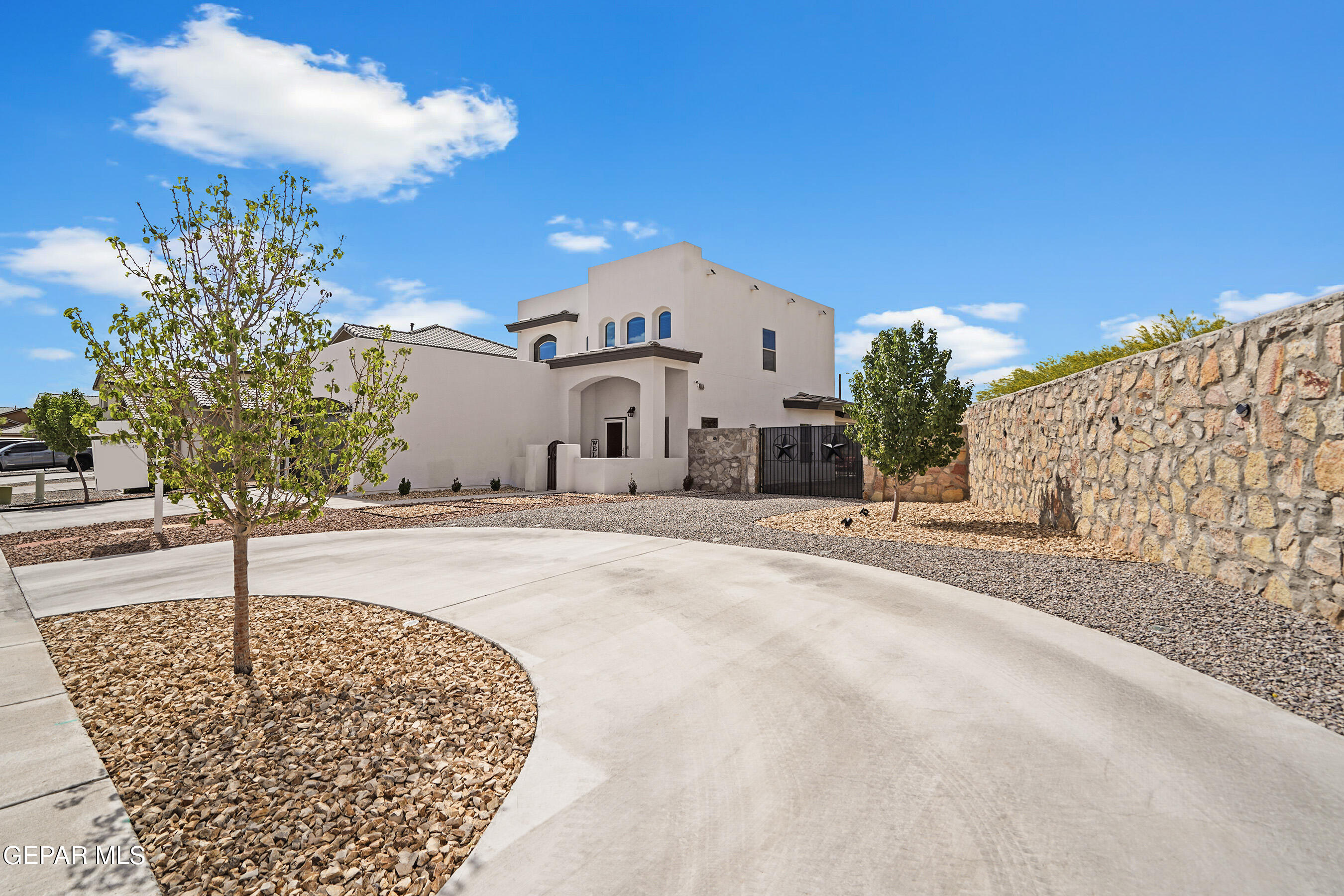 13589 Lancashire Street