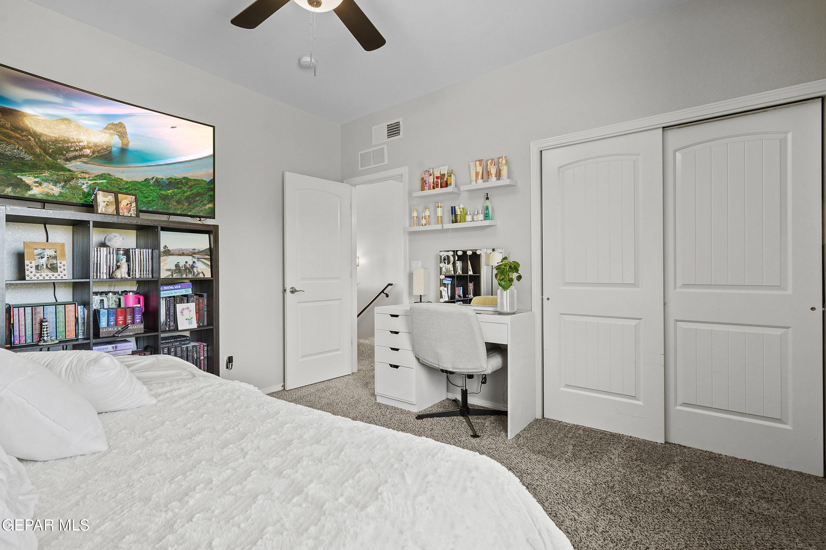 13589 Lancashire Street