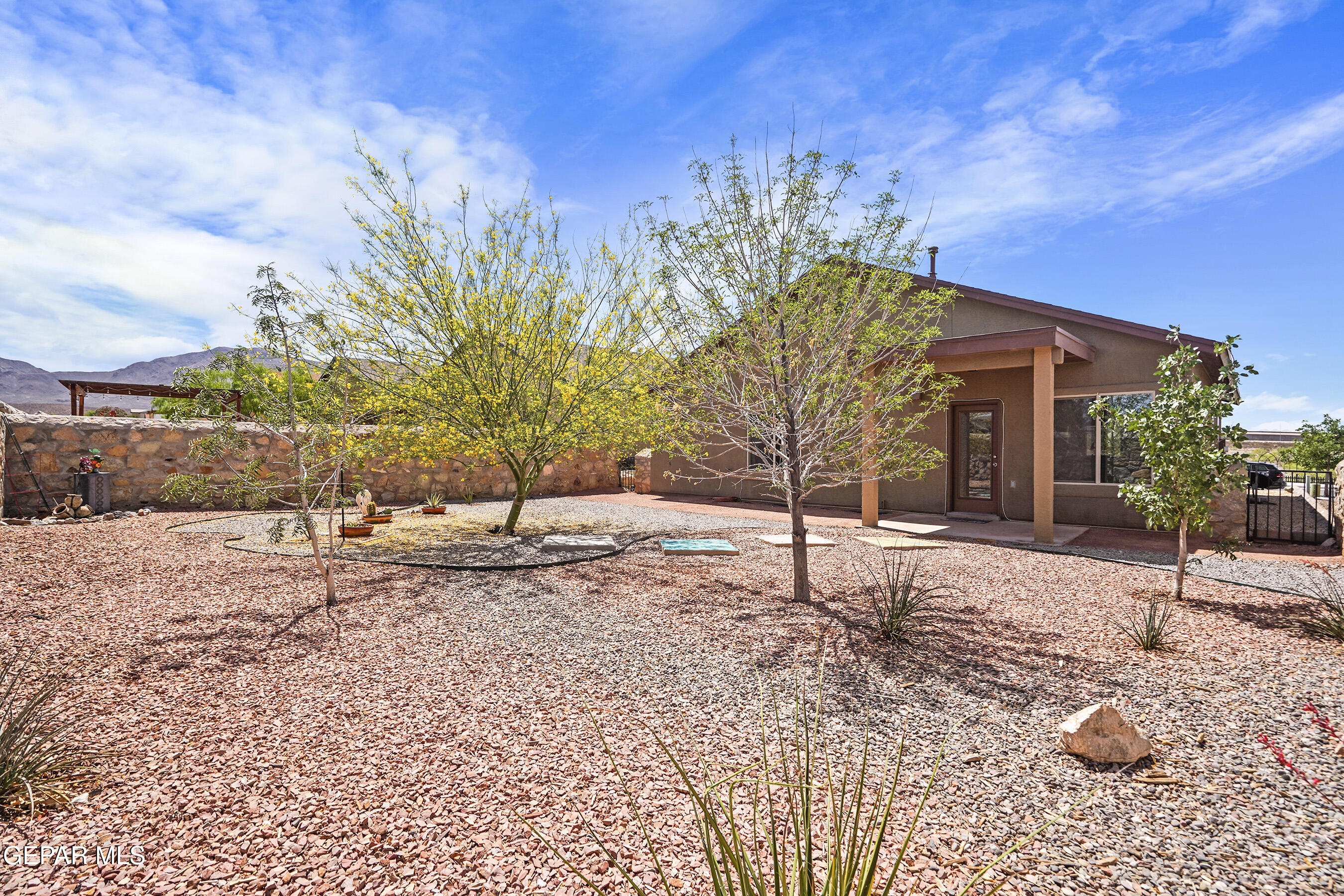 7421 DEWBERRY Drive