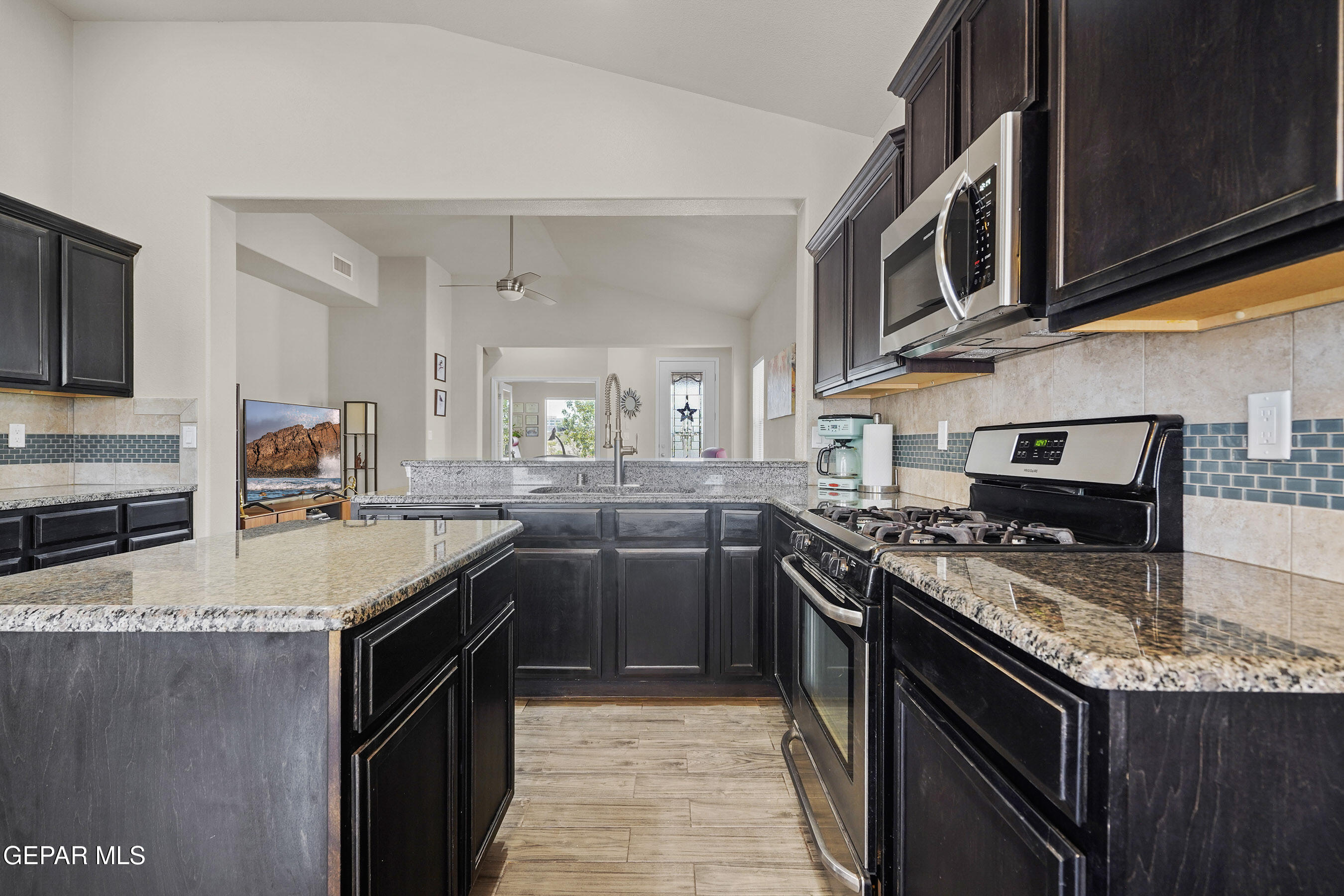7421 DEWBERRY Drive