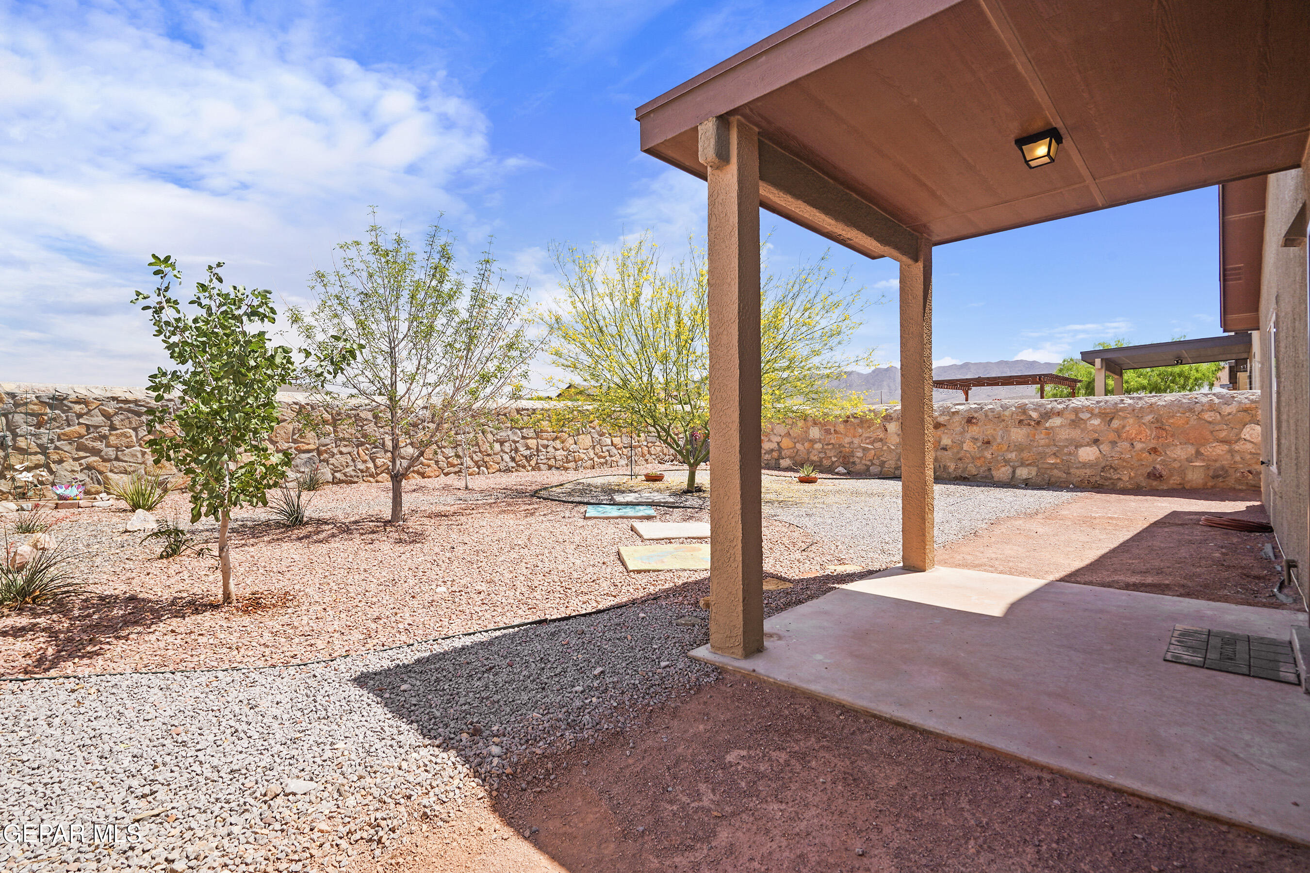 7421 DEWBERRY Drive