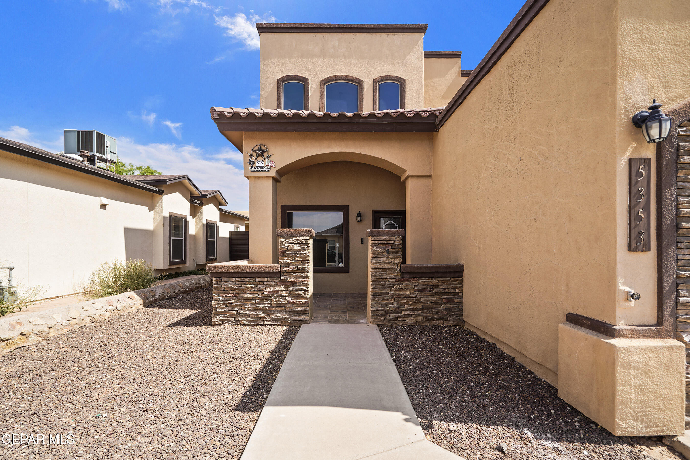 5353 JOSE DURAN Lane