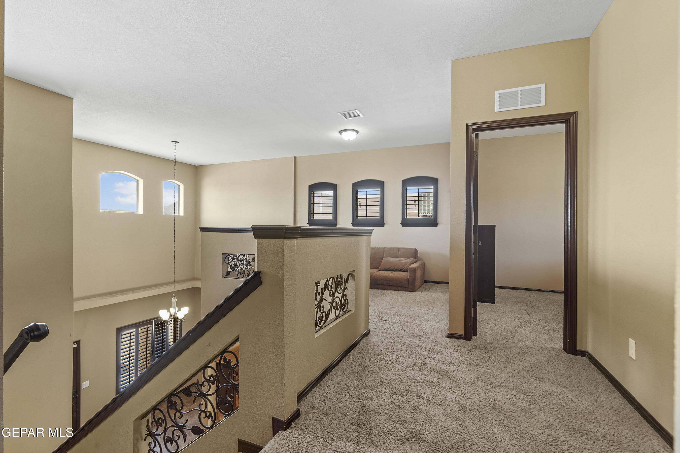 5353 JOSE DURAN Lane