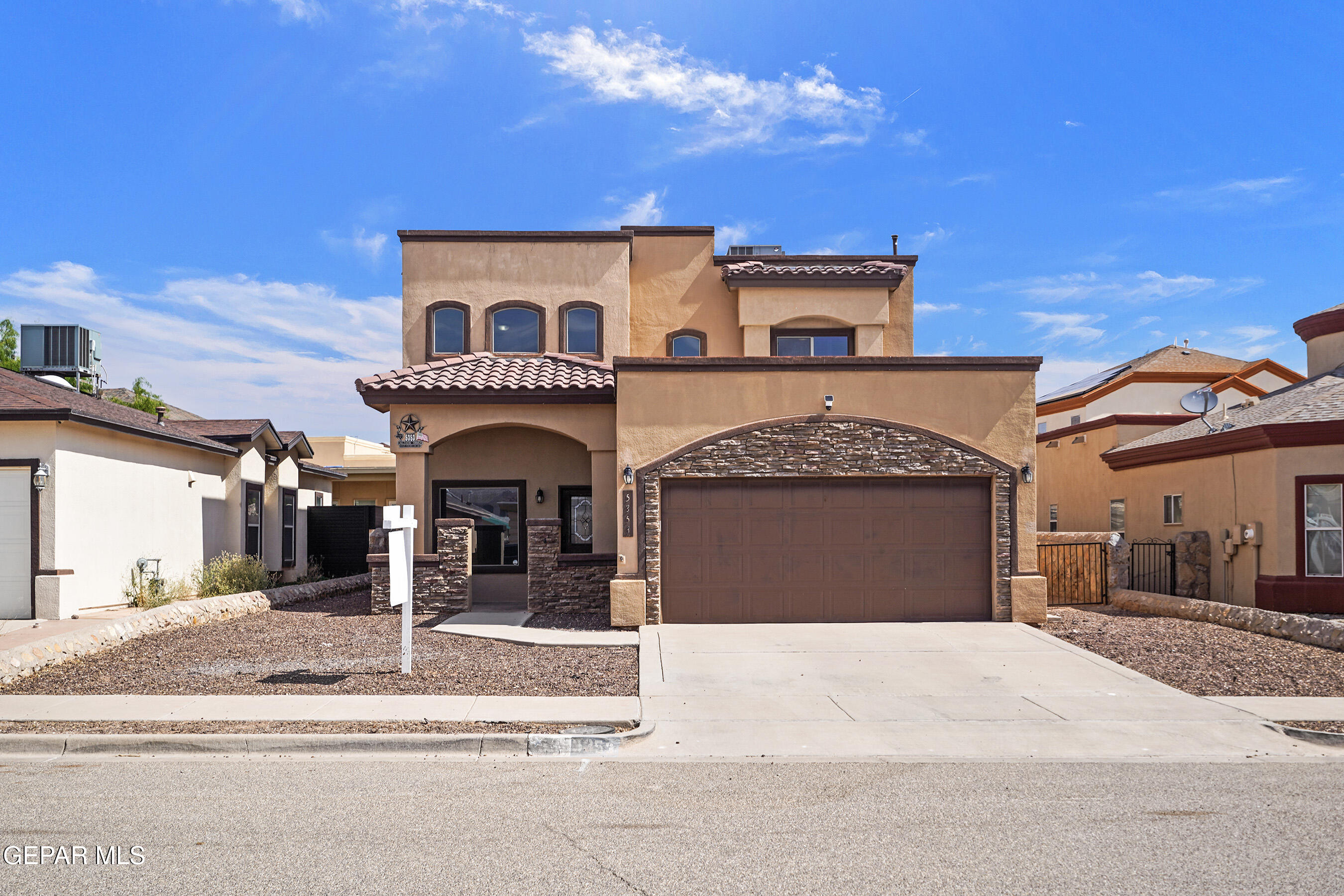5353 JOSE DURAN Lane