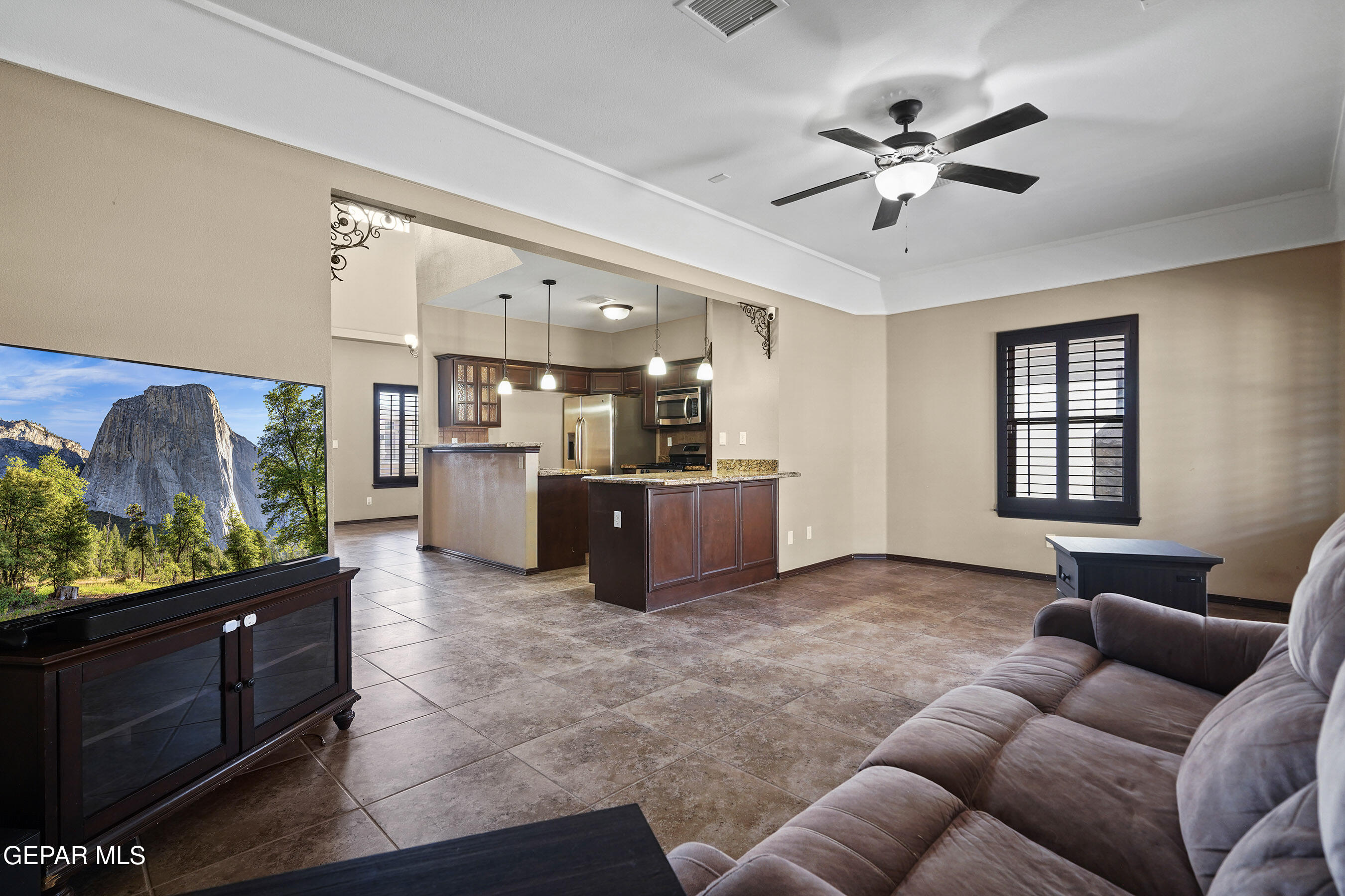 5353 JOSE DURAN Lane