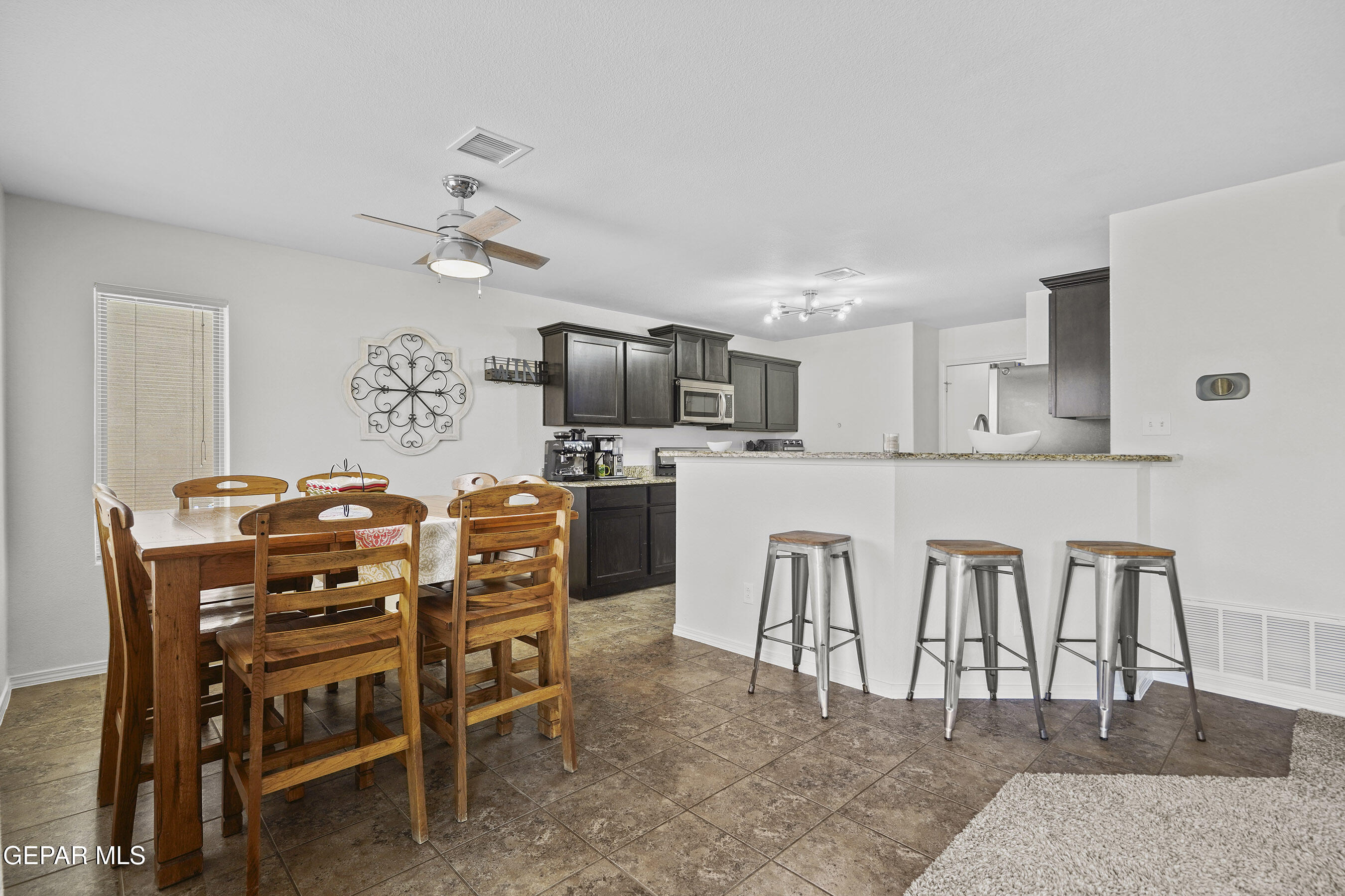 7237 DUST STORM Lane