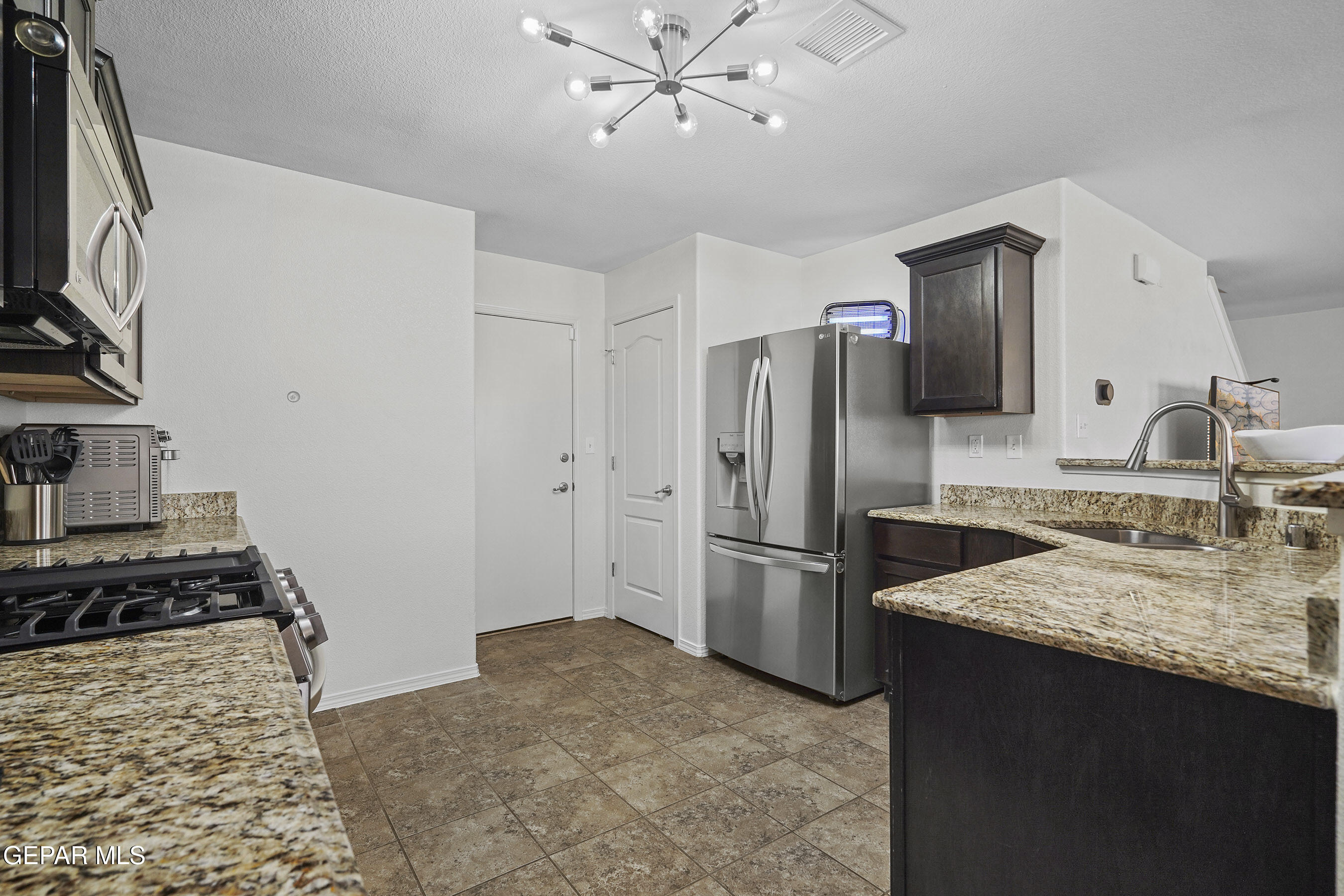 7237 DUST STORM Lane