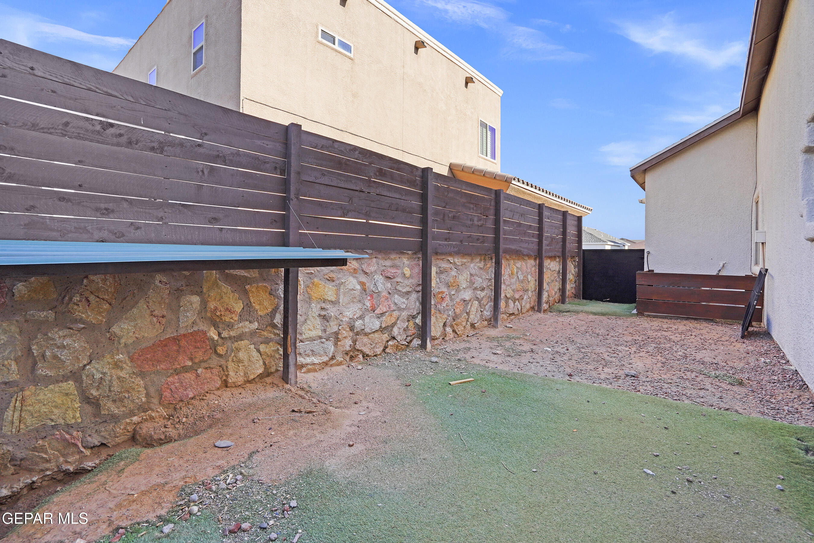 14218 CHARLES POLLOCK Avenue