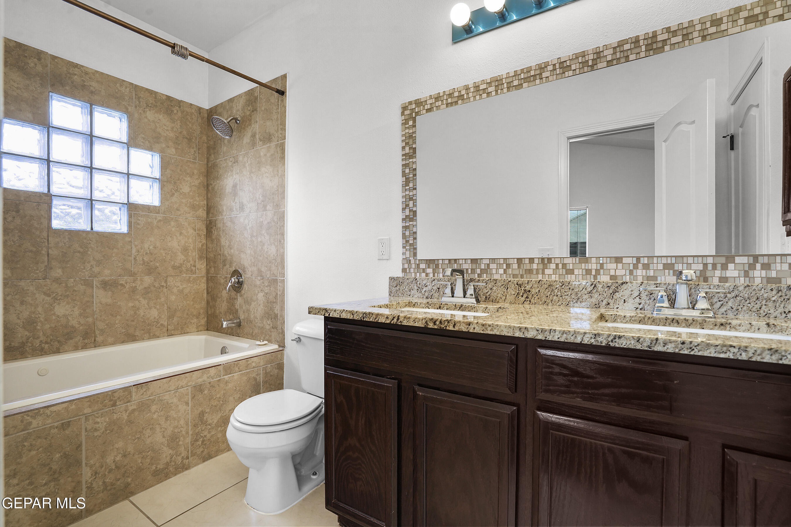 14218 CHARLES POLLOCK Avenue