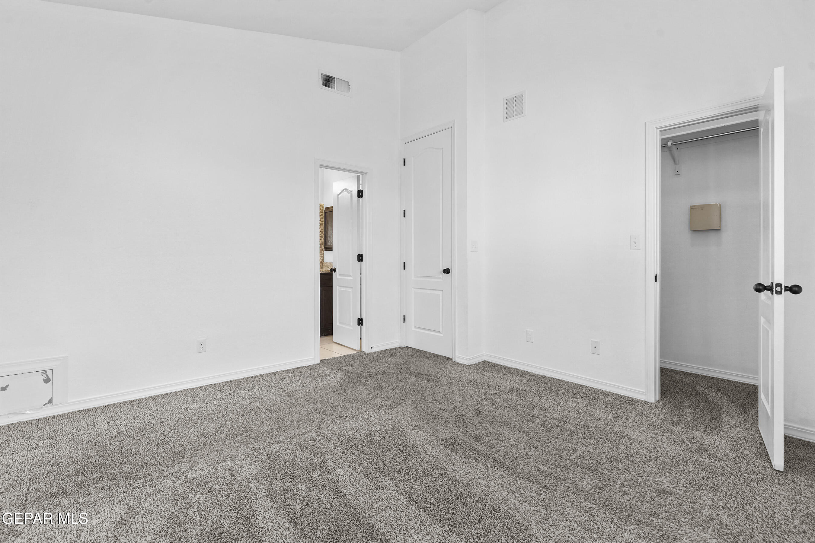 14218 CHARLES POLLOCK Avenue