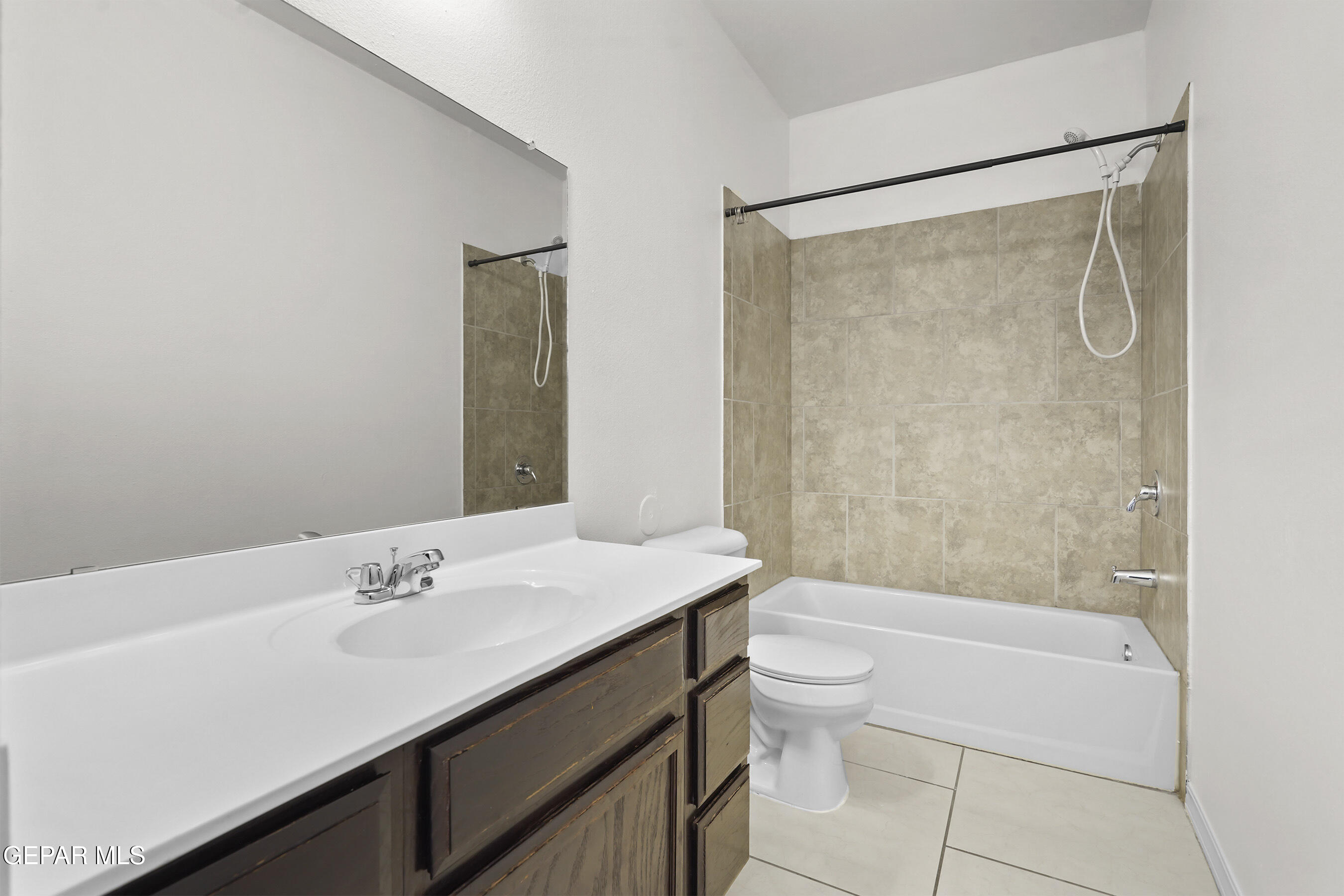 14218 CHARLES POLLOCK Avenue