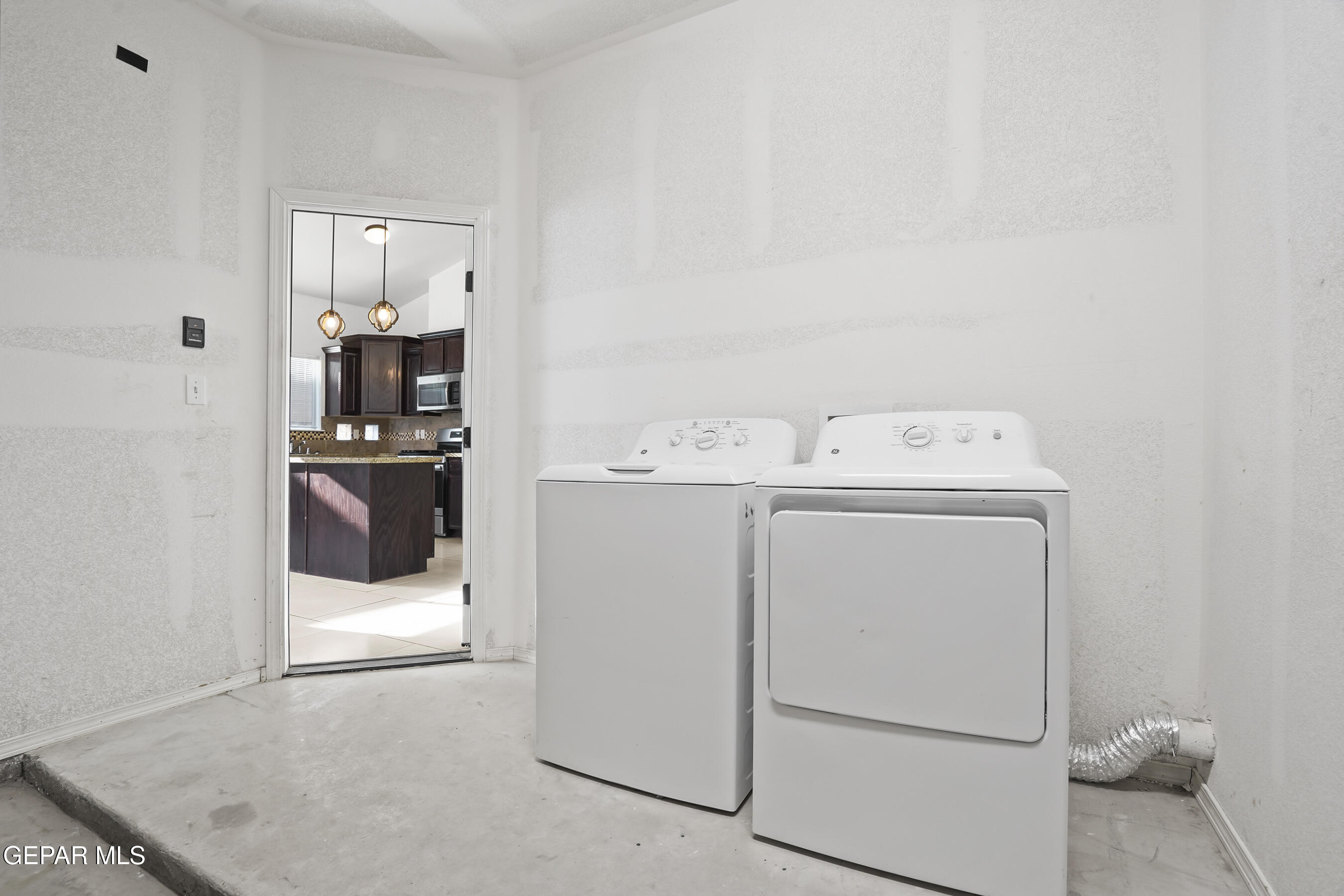 14218 CHARLES POLLOCK Avenue