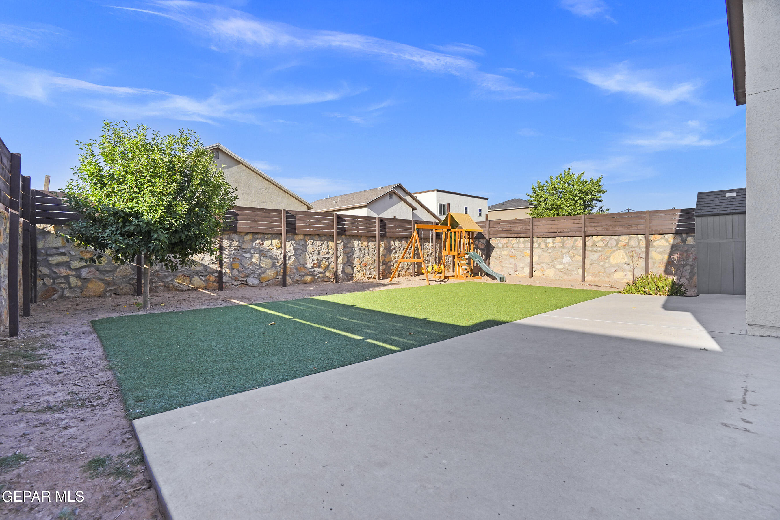 14218 CHARLES POLLOCK Avenue