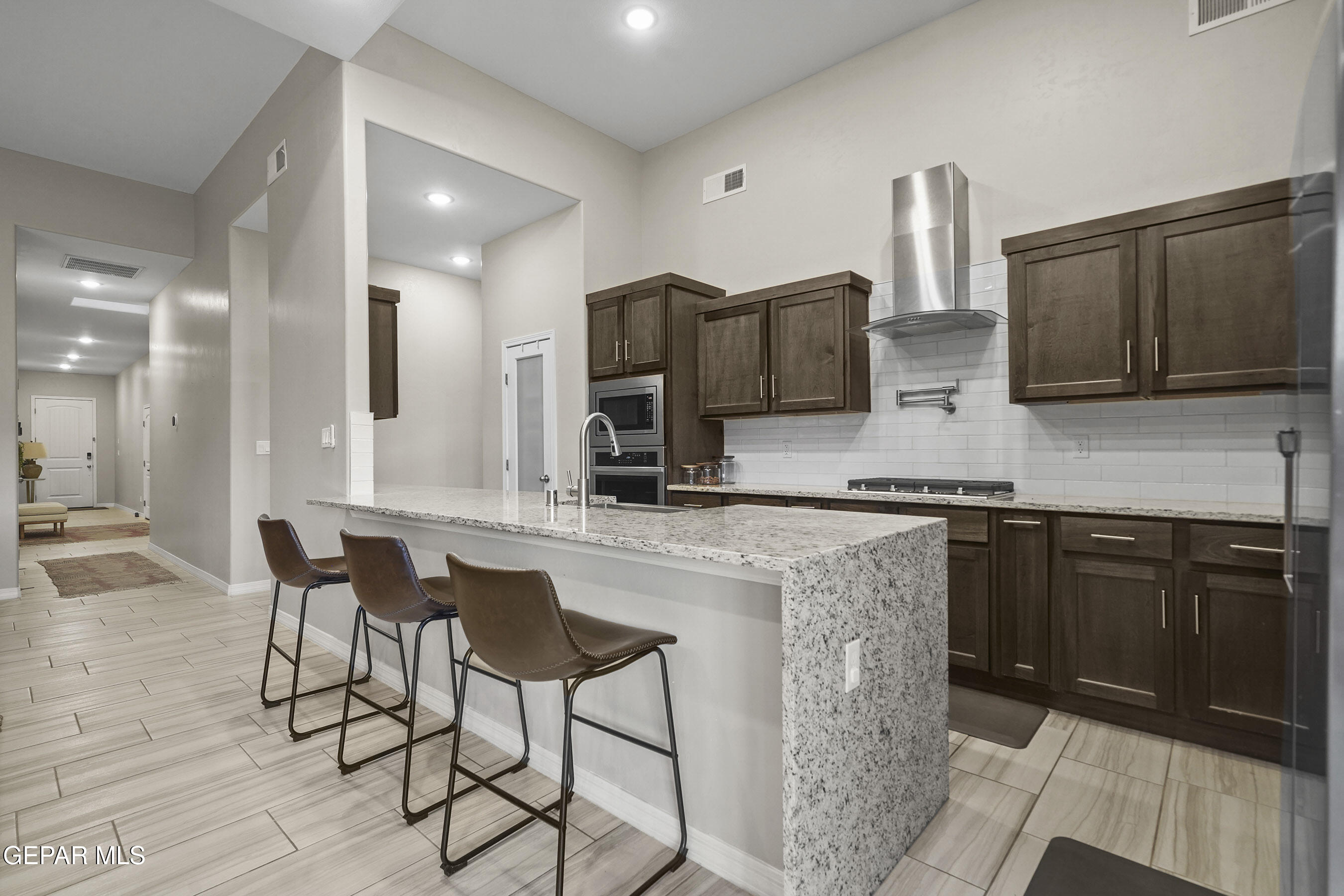 2305 ENCHANTED QUAIL