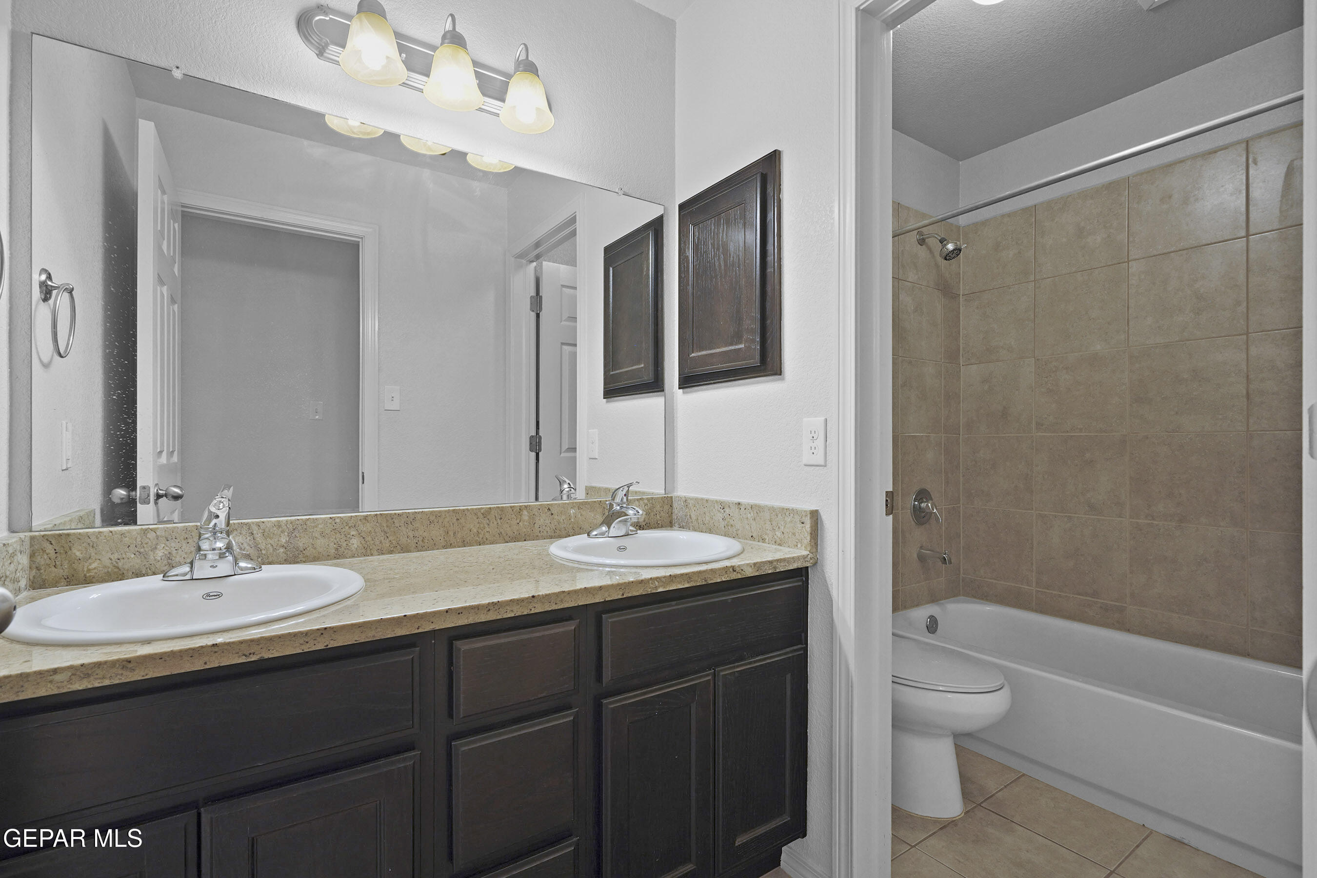 14181 PEYTON EDWARDS Avenue