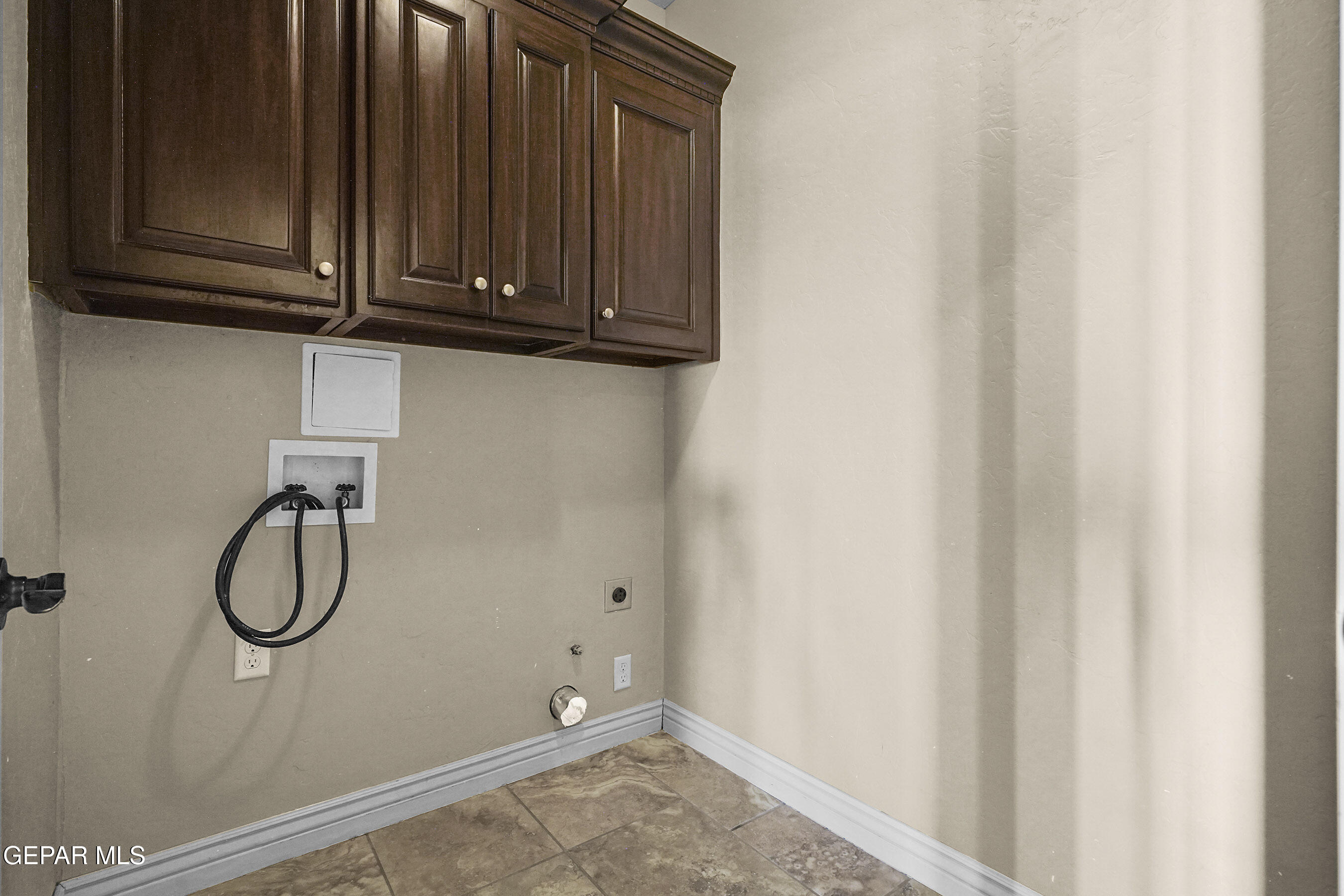 2909 PINO TRISTE Drive