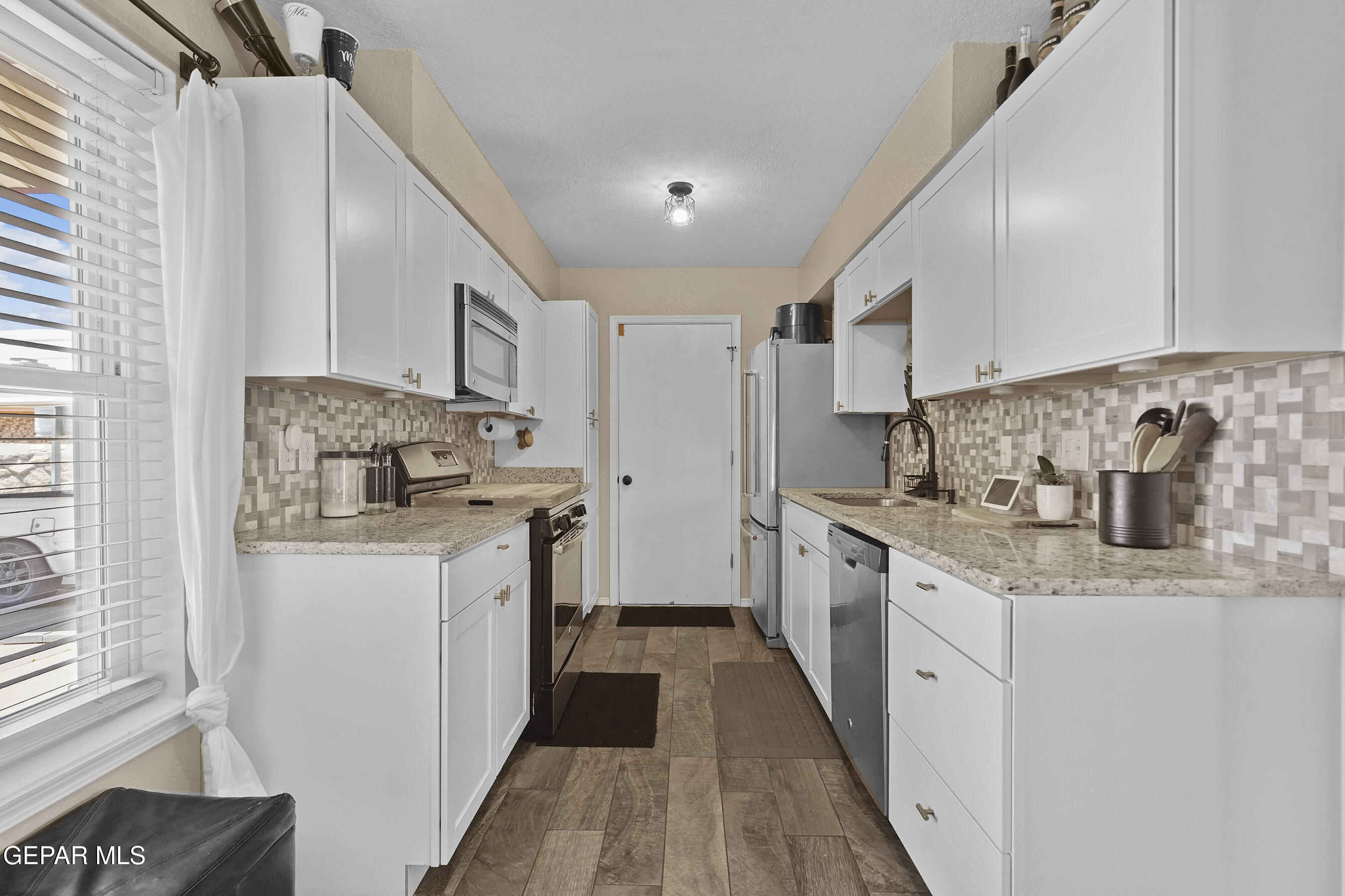 5005 GRECO Court