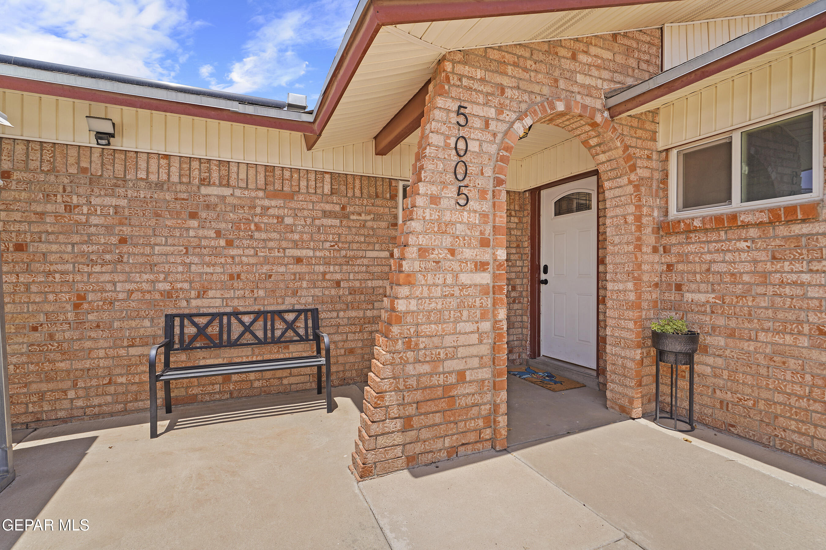 5005 GRECO Court