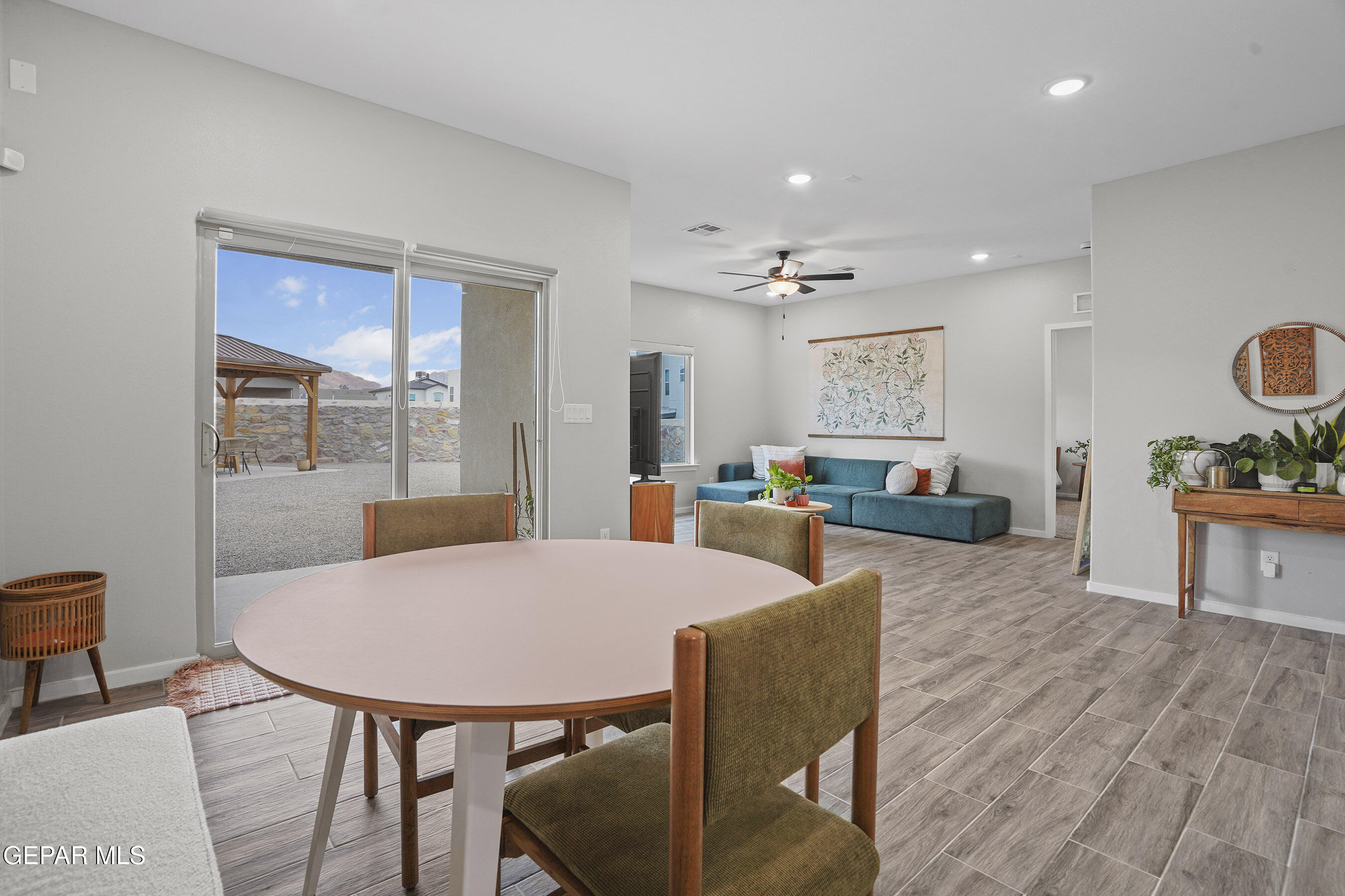 2308 ENCHANTED QUAIL