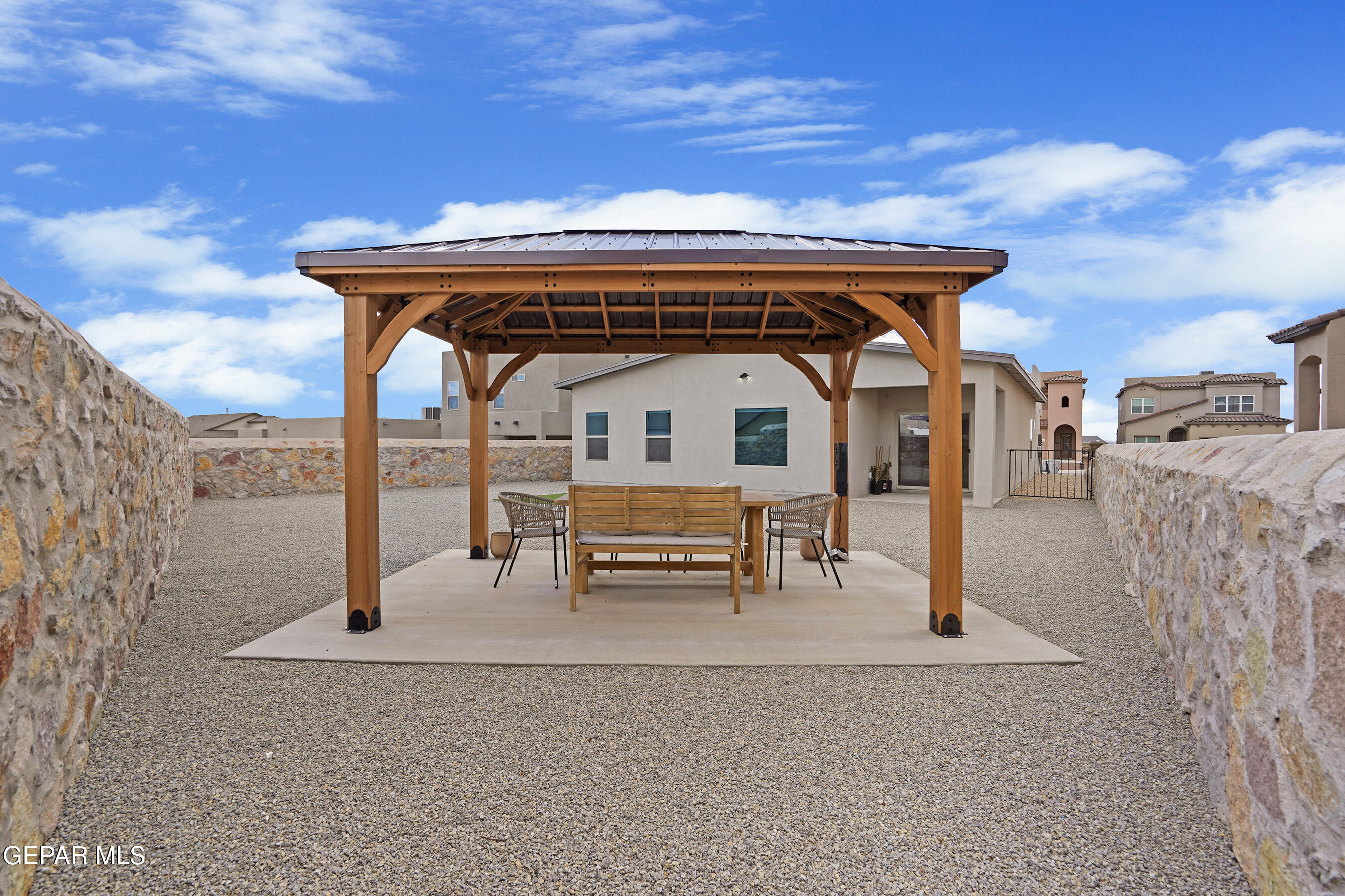 2308 ENCHANTED QUAIL