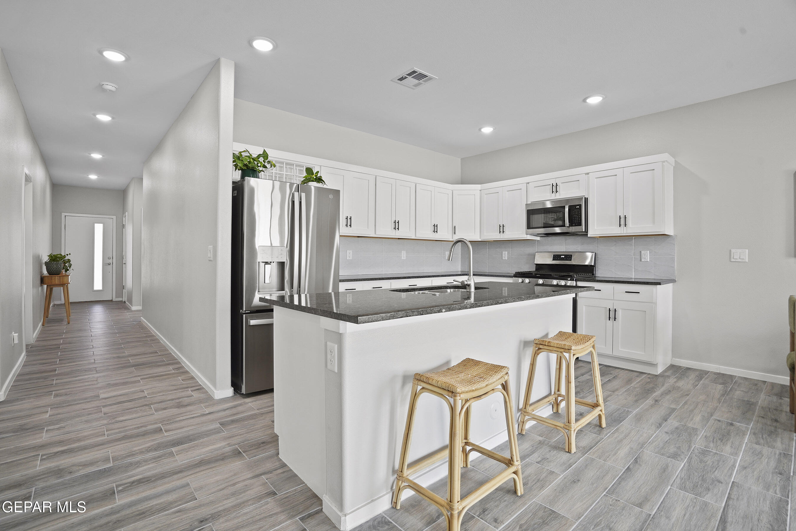 2308 ENCHANTED QUAIL