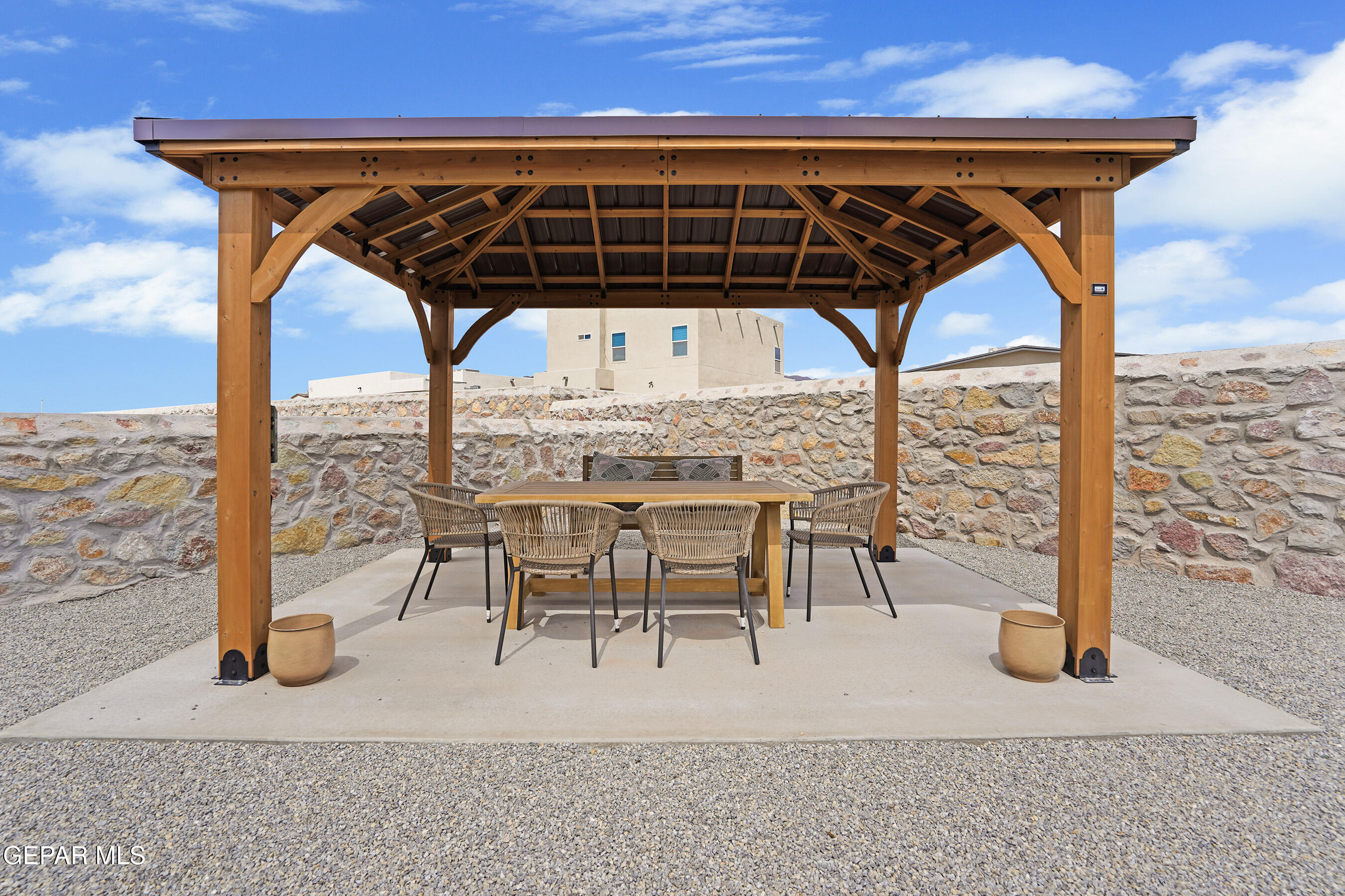 2308 ENCHANTED QUAIL