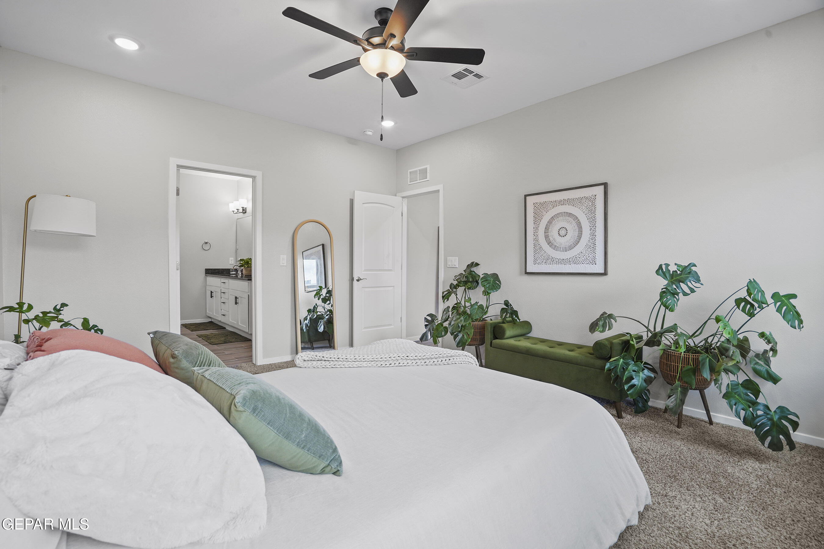 2308 ENCHANTED QUAIL