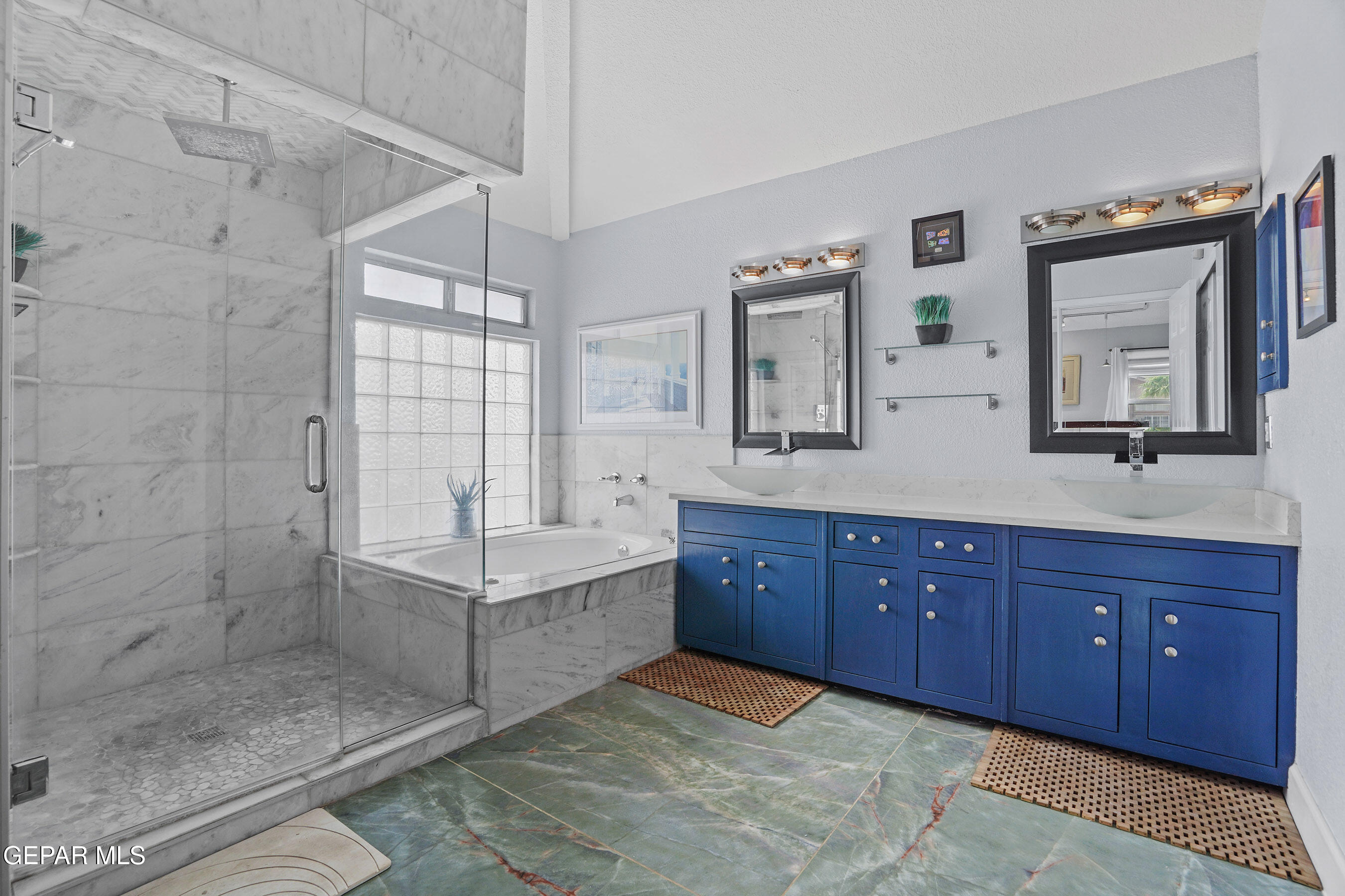 6820 WHISPER CANYON Drive