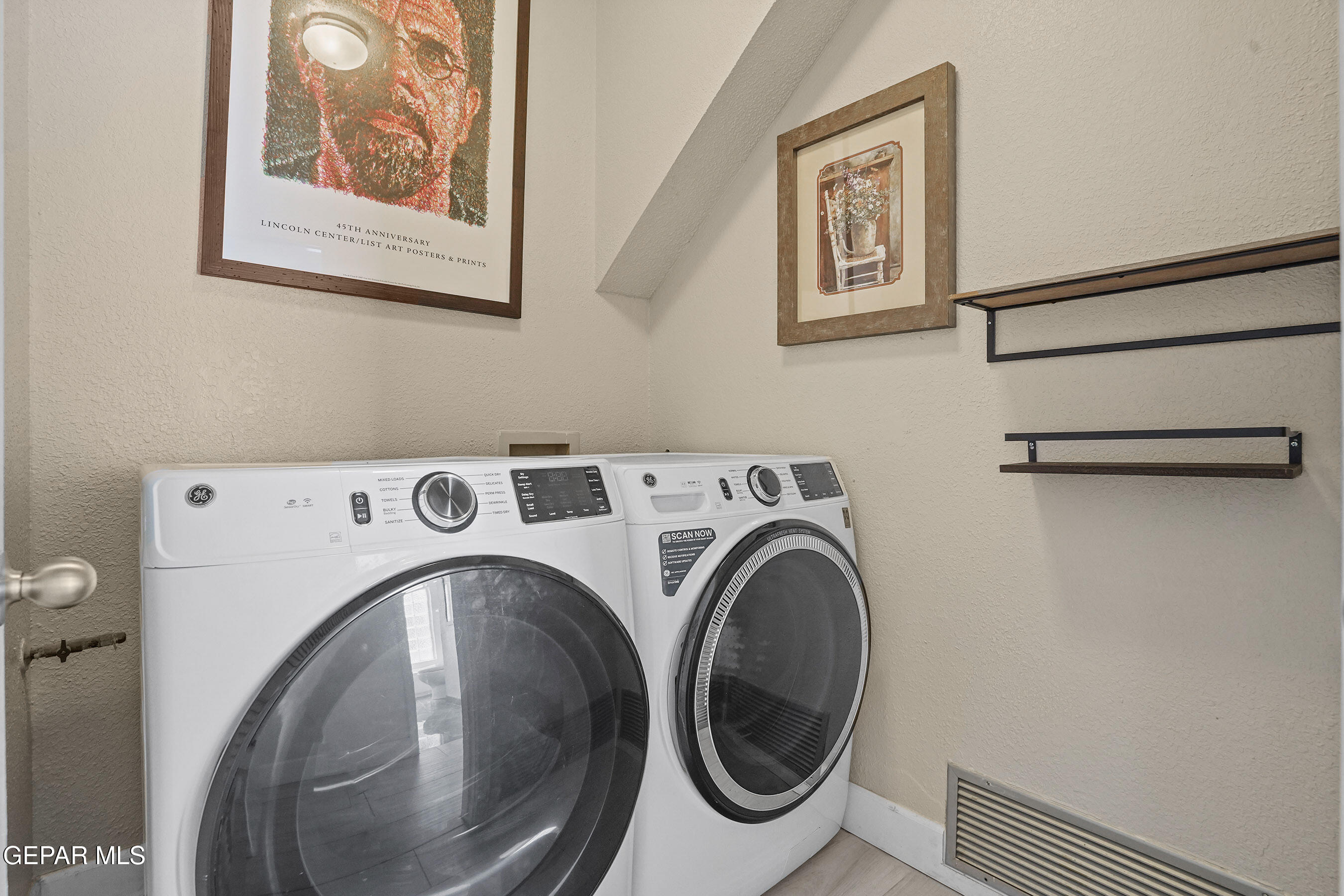 6820 WHISPER CANYON Drive