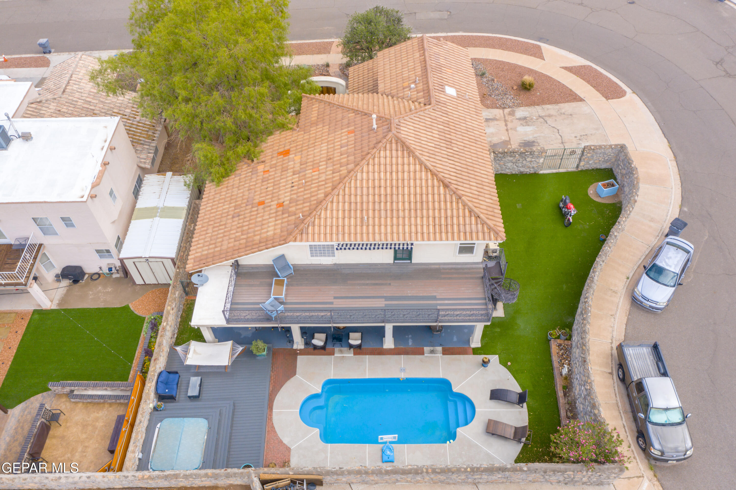 6820 WHISPER CANYON Drive