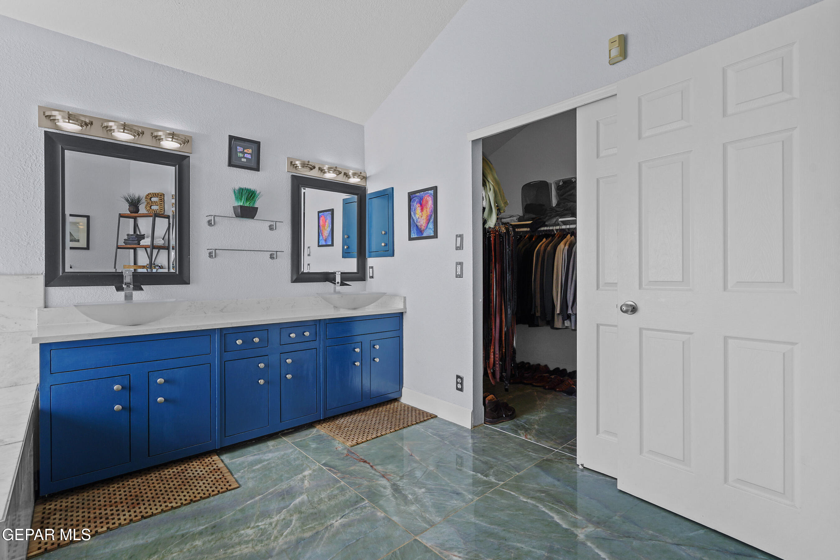 6820 WHISPER CANYON Drive