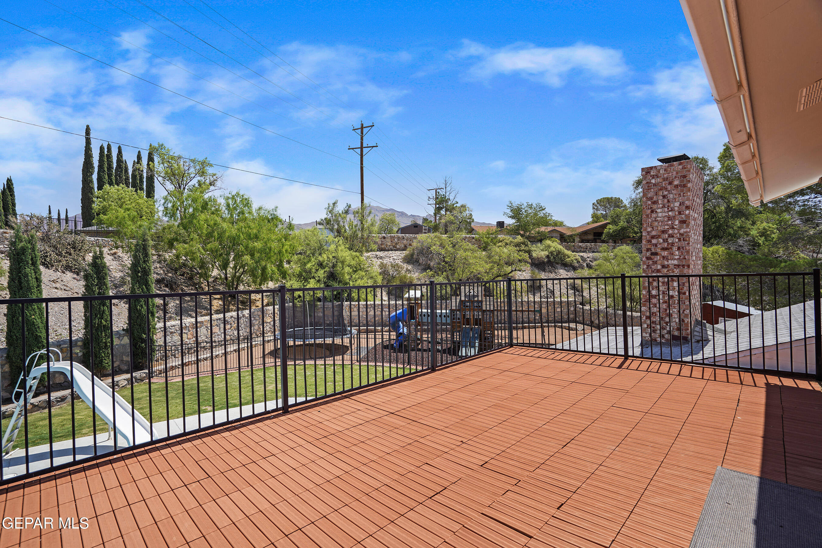 608 PASEO DE LUNA Lane