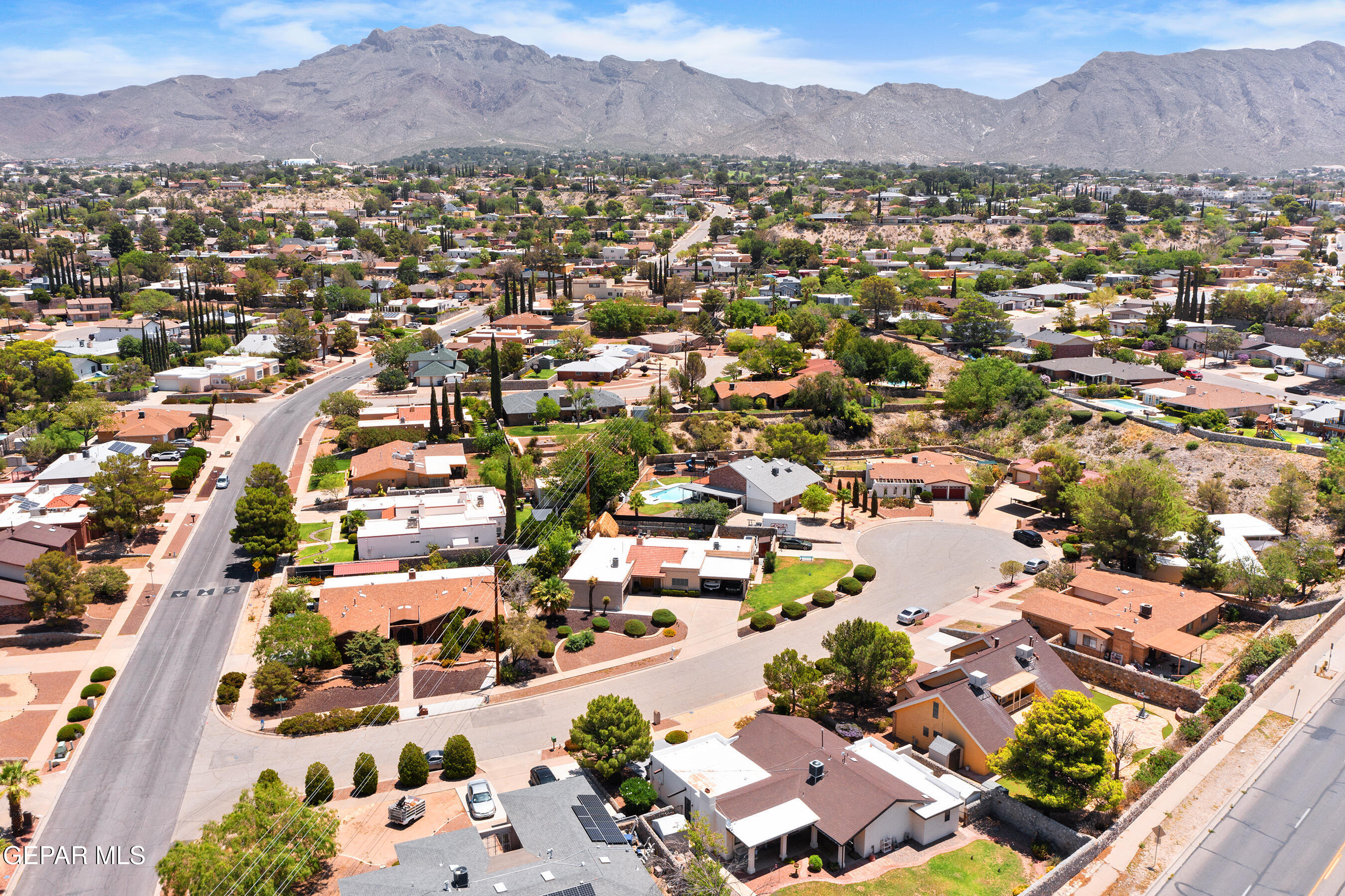 608 PASEO DE LUNA Lane