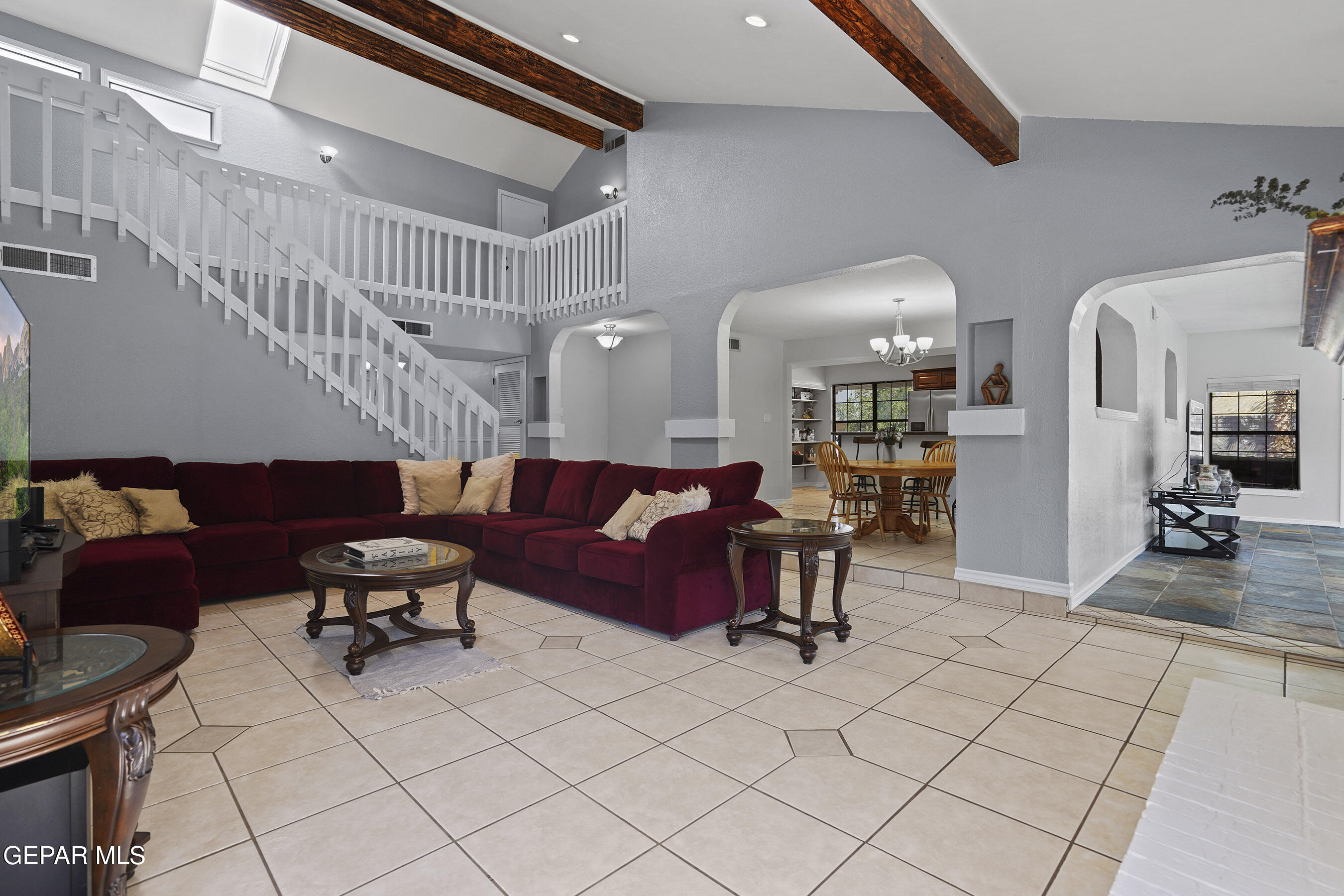 608 PASEO DE LUNA Lane